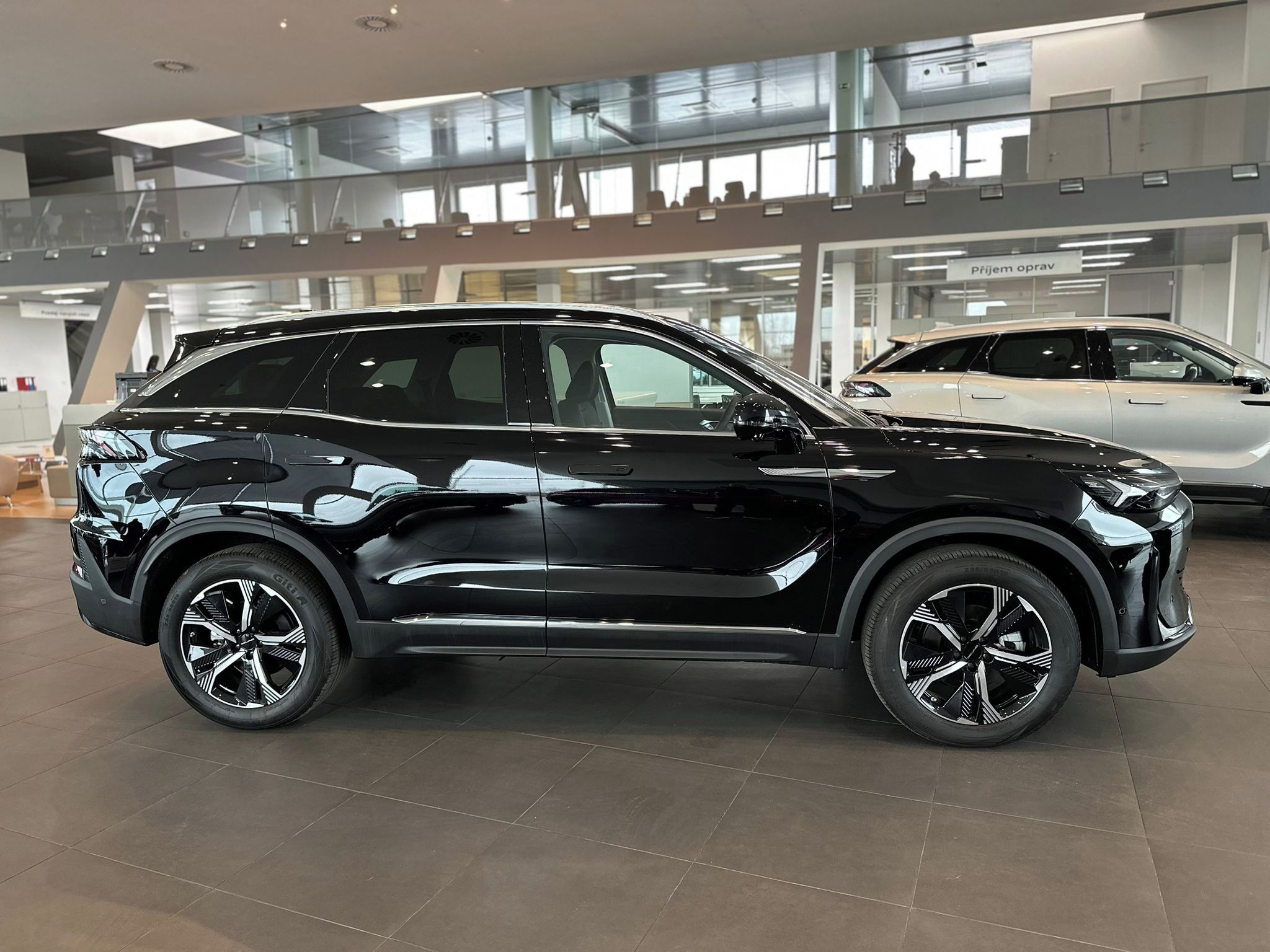 BAIC X7, LUXURY 1,5T 130kW 7DCT 4x2 - fotka 6