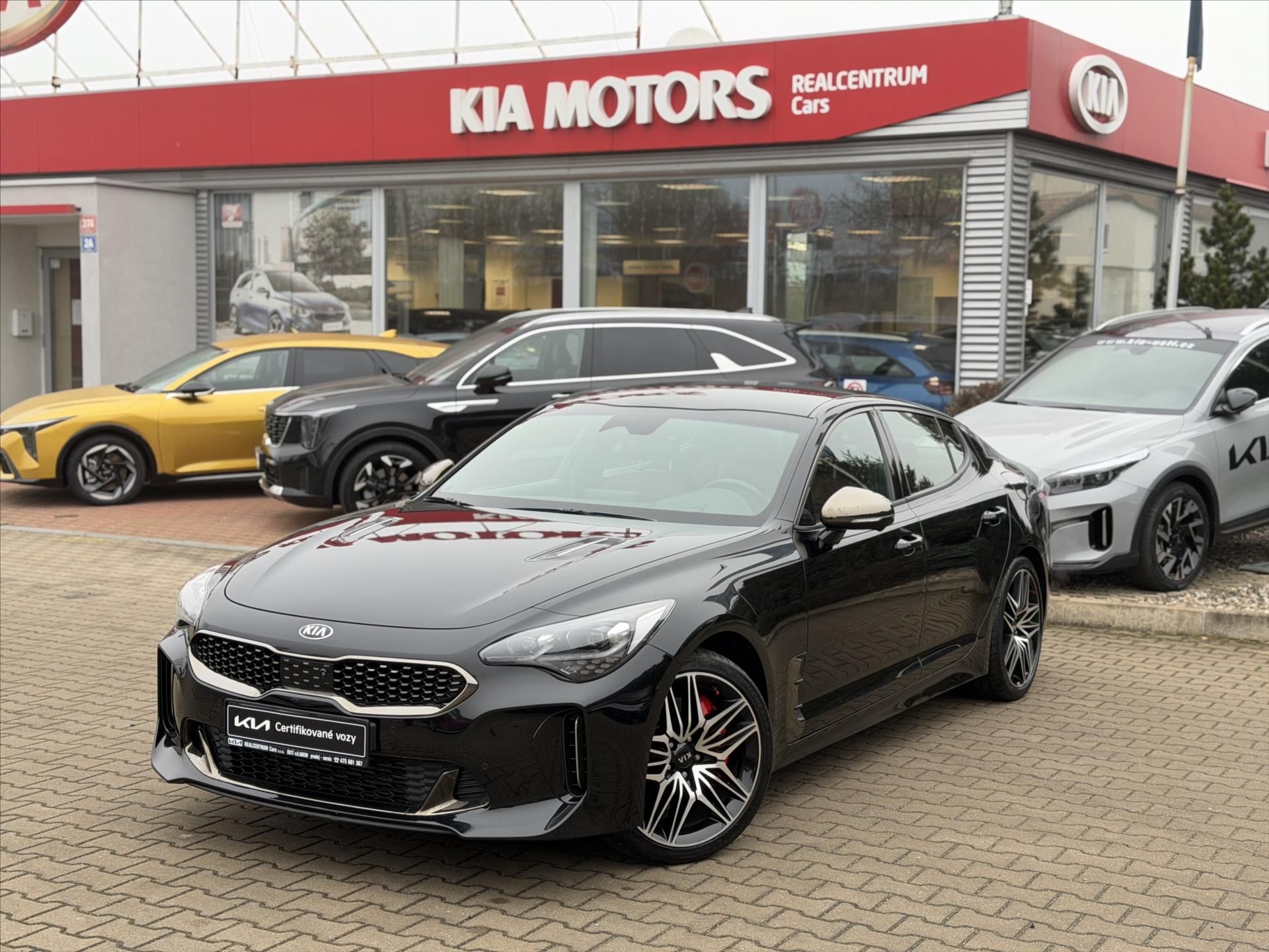 Kia Stinger, 3,3 T-GDi GT V6,4x4,1MAJ,DPH