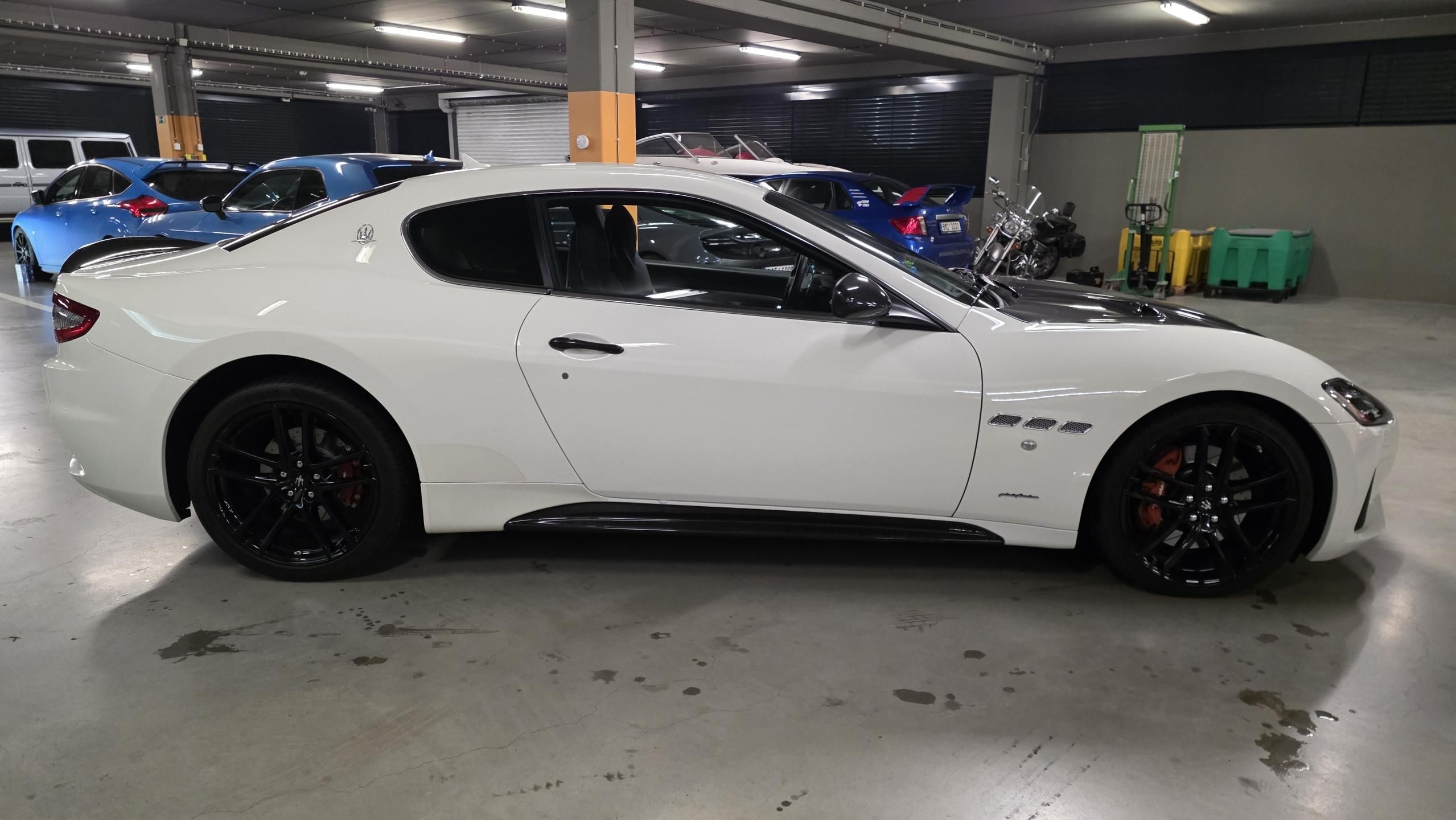 Maserati GranTurismo, 4.7S AT LAST EDITION CARBON - fotka 3