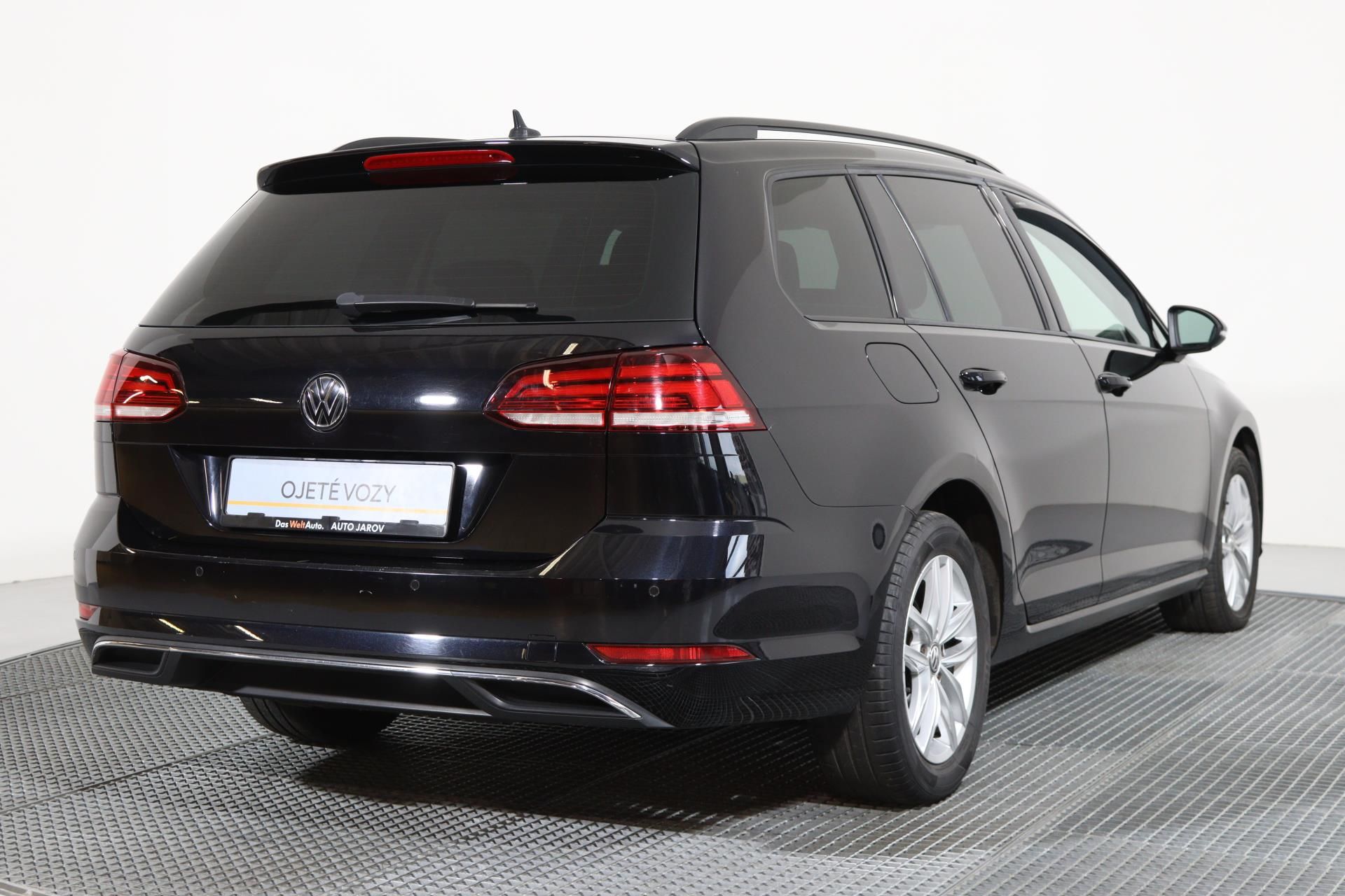 Volkswagen Golf Variant, COMFORTLINE 2,0 TDI DSG - fotka 2