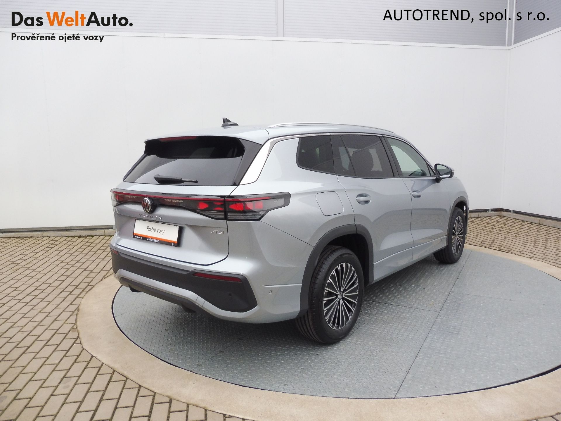 Volkswagen Tayron, People 1,5 eTSI 110 kW mHEV DS - fotka 2