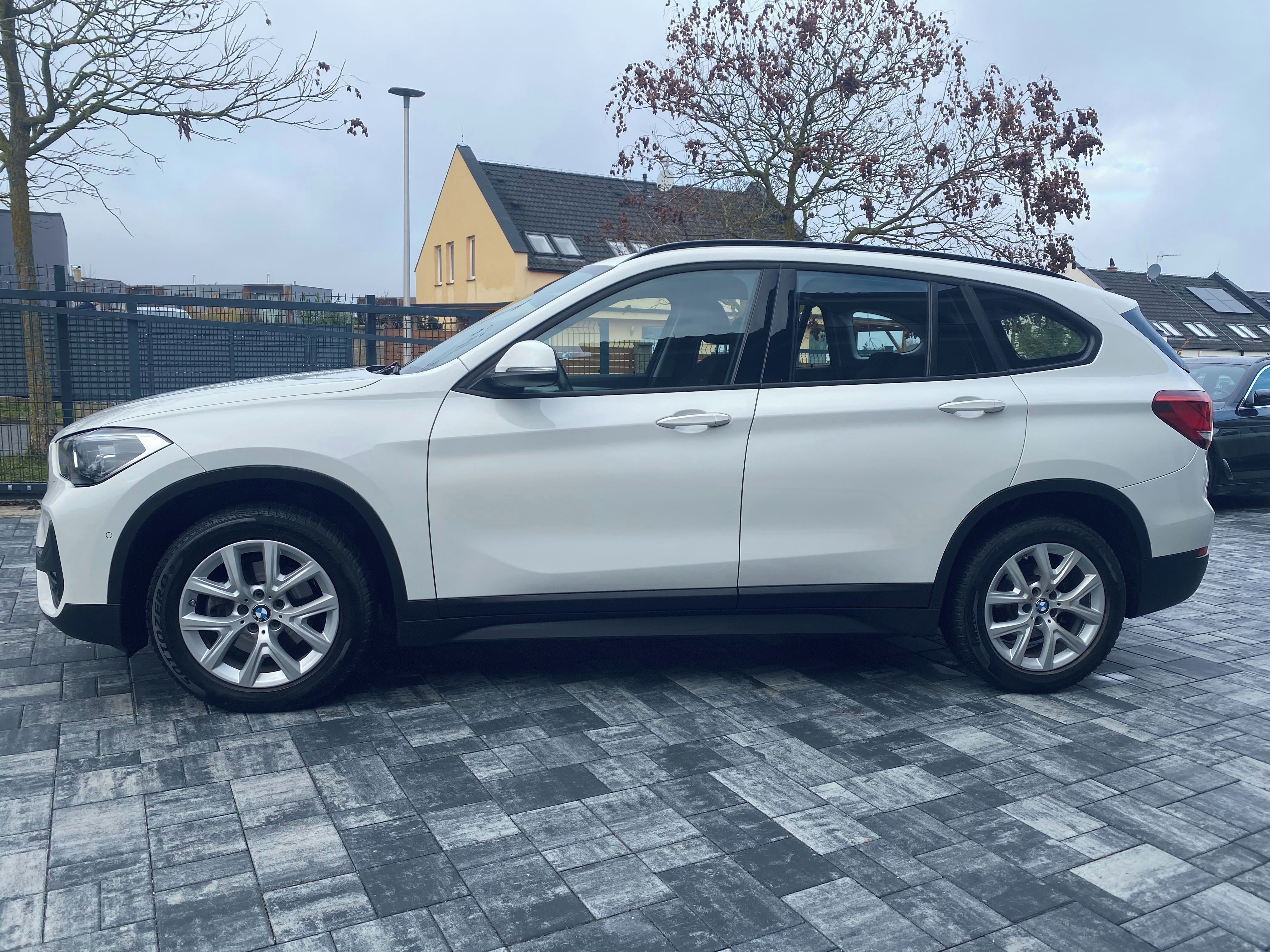 BMW X1, 18d sDrive, SPORT, Servis BMW - fotka 4
