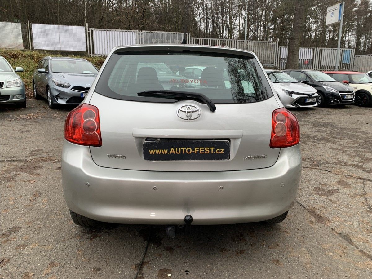 Toyota Auris, 1,3 VVT-i - fotka 6