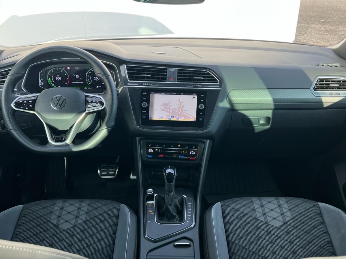 Volkswagen Tiguan, 1,5 TSi 110 kW 7DSG R-LINE - fotka 5