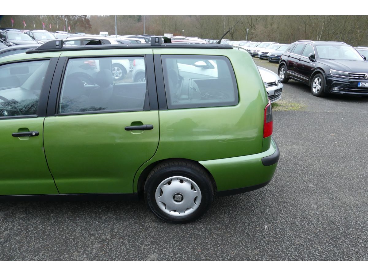 Seat Cordoba, 1,6 55KW KLIMA - fotka 6
