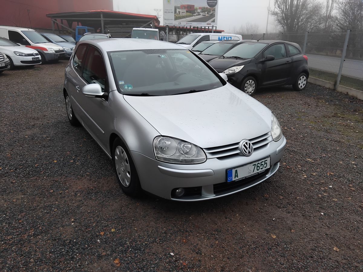 Volkswagen Golf, TDi Automat - fotka 2