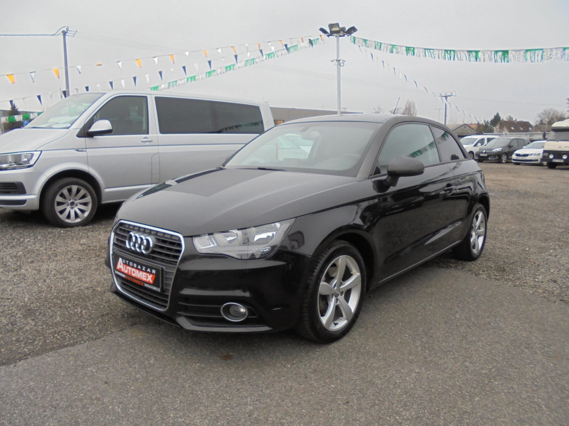 Audi A1, 1.6 TDI- NAVIGACE- KLIMA - fotka 3