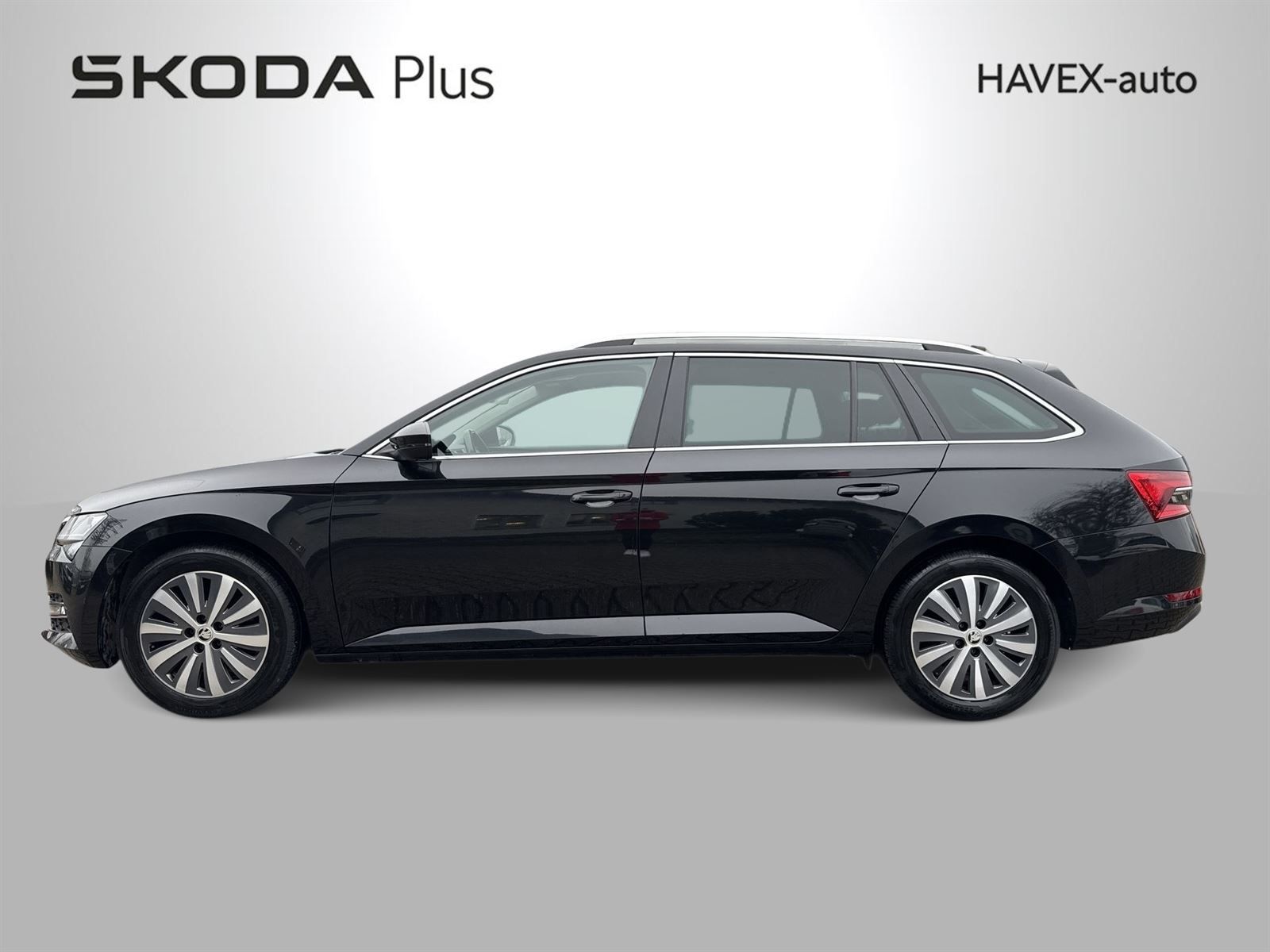 Škoda Superb, Combi 2.0 TDI DSG Style - fotka 3