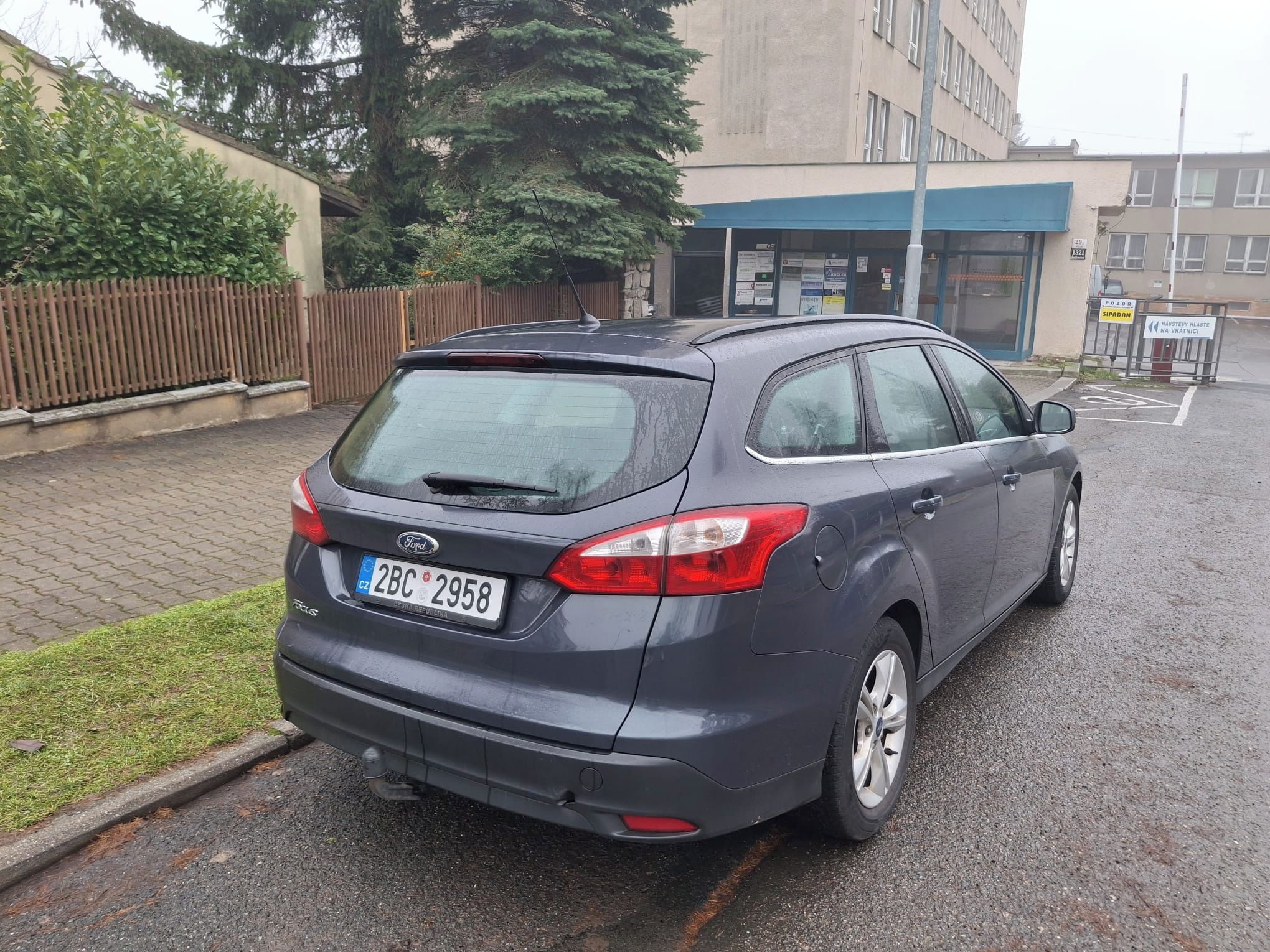 Ford Focus, Focus - 1,6 TDCi - top výbava - fotka 5