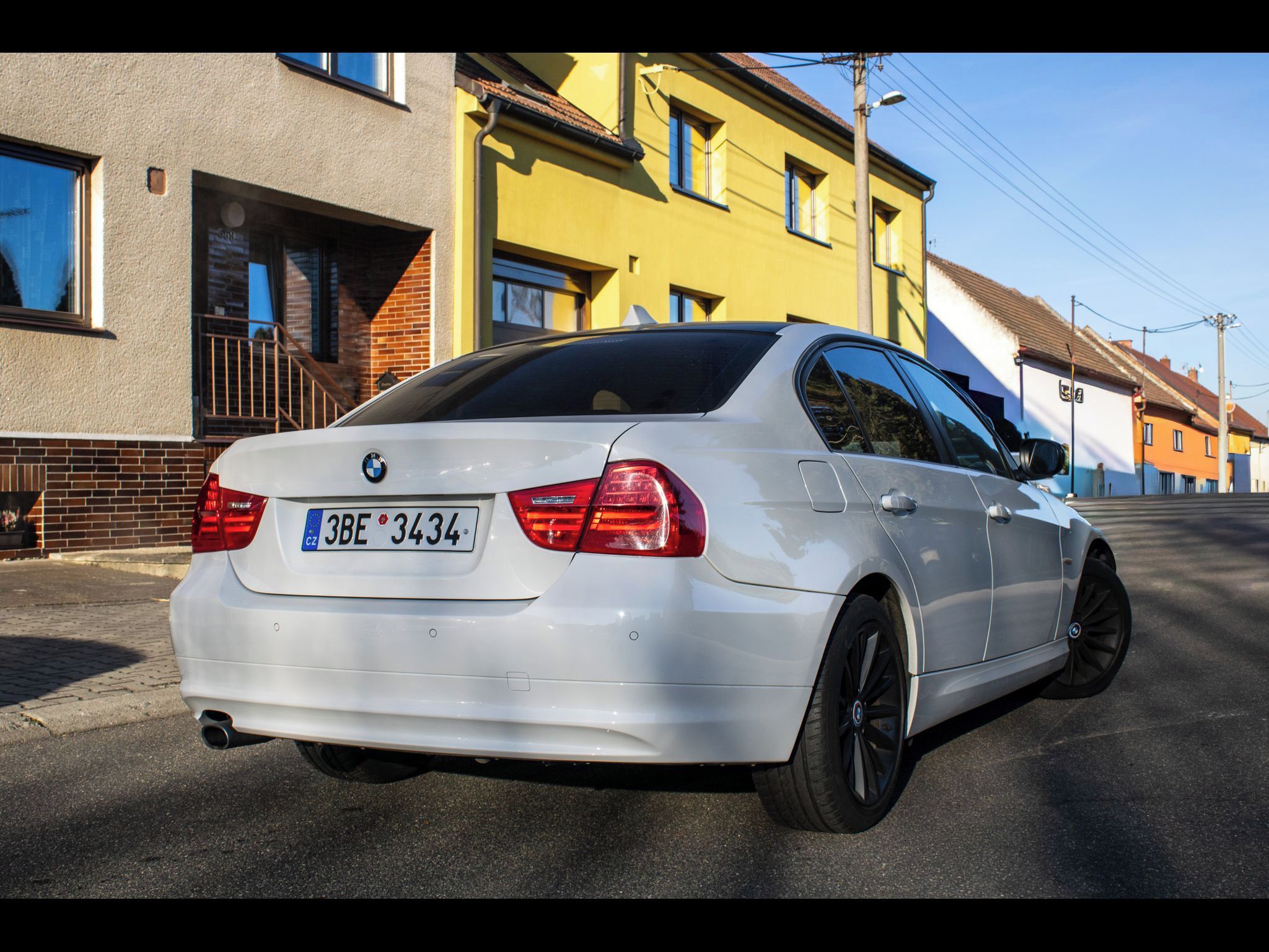 BMW Řada 3 - fotka 5