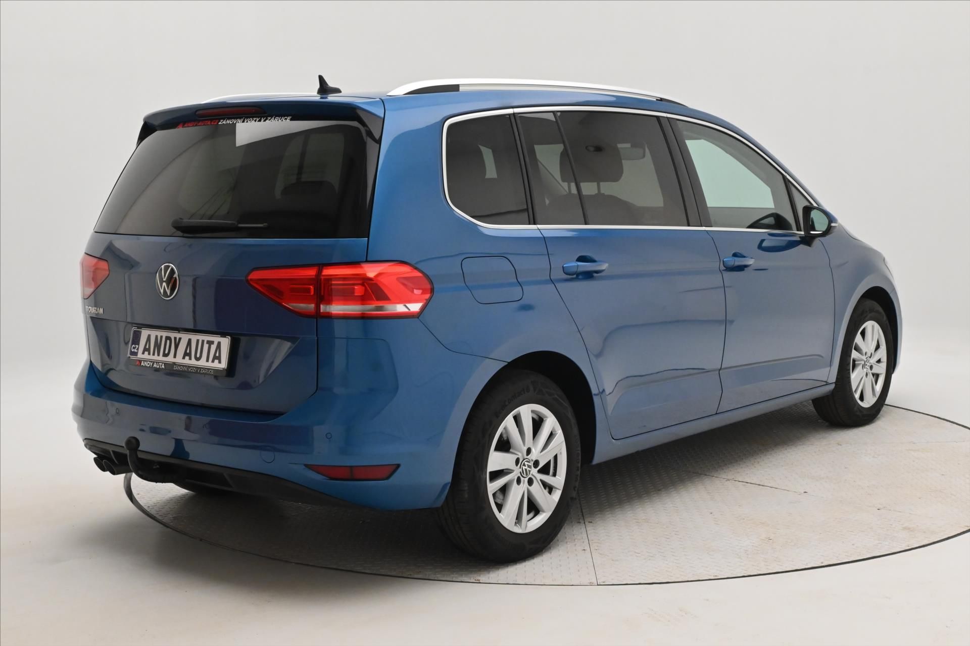 Volkswagen Touran, 2,0 TDI 110 KW DSG Highline 7/ - fotka 5