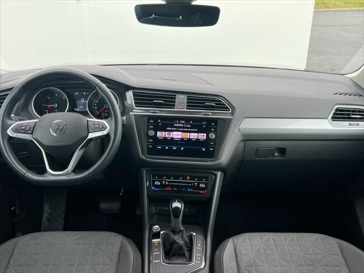 Volkswagen Tiguan, 2,0 TDi 110kW 7DSG LIFE - fotka 5