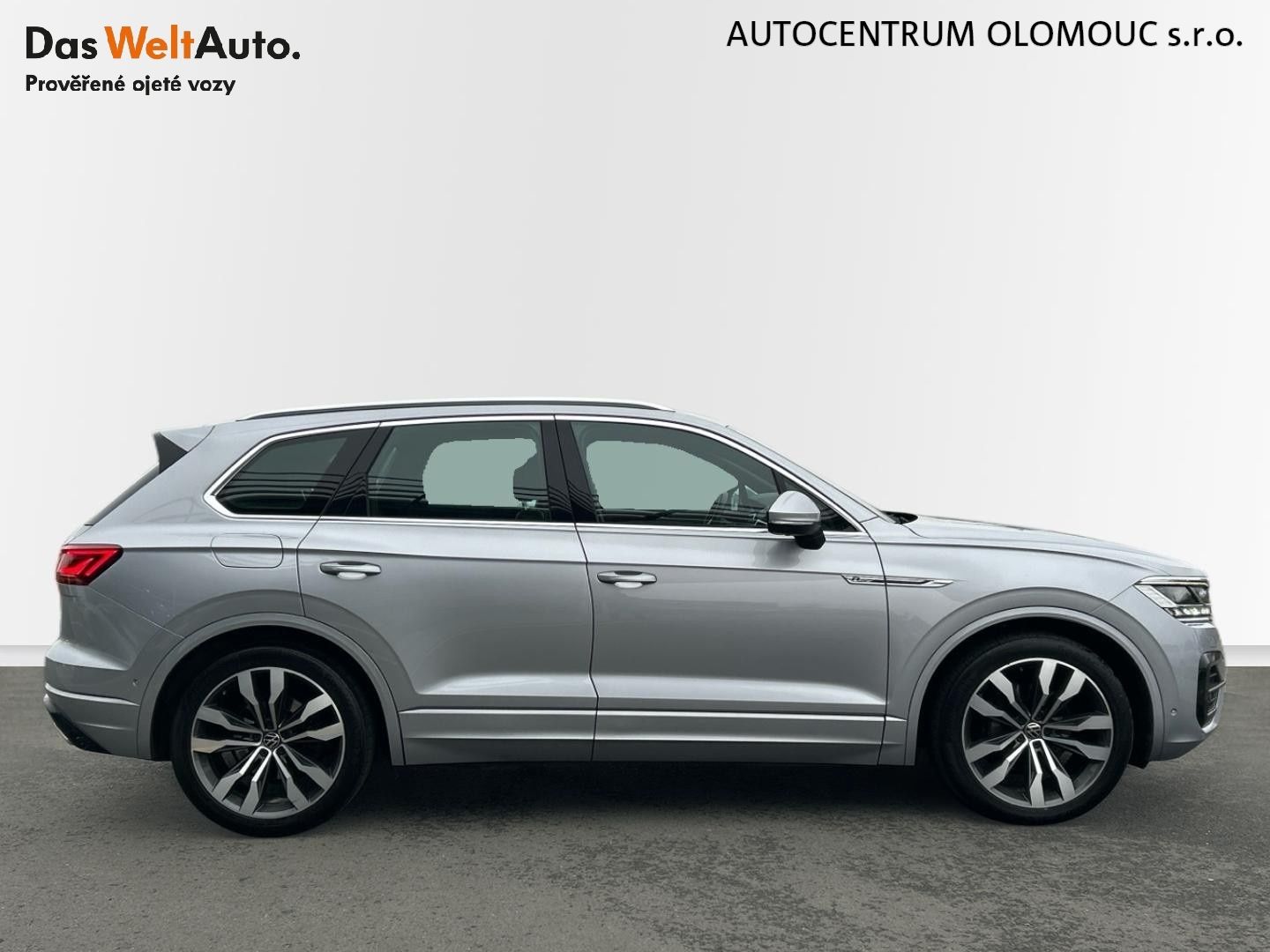 Volkswagen Touareg, V6 3.0TDI 8AT 4MOTION R-Line - fotka 3