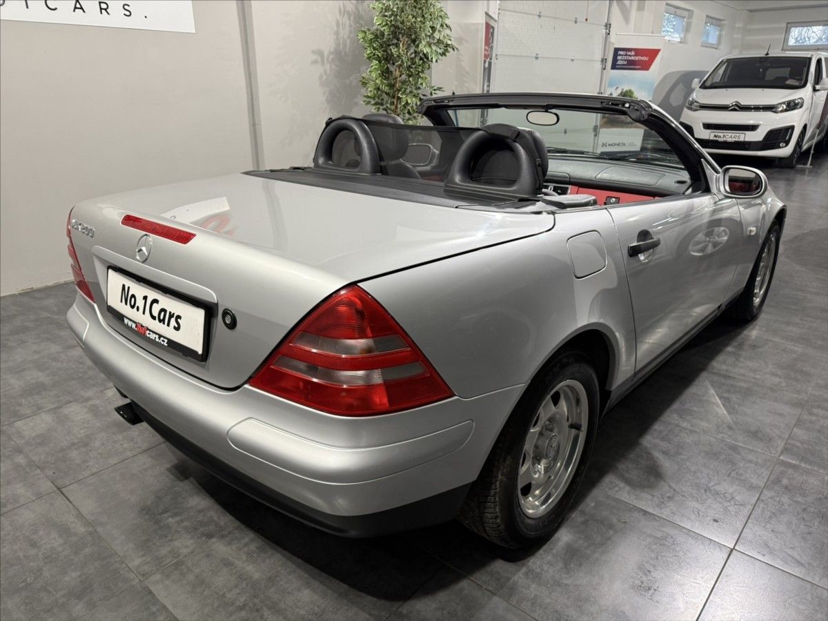 Mercedes-Benz SLK, 2,[telefon skryt]KM RARITA TOP - fotka 5