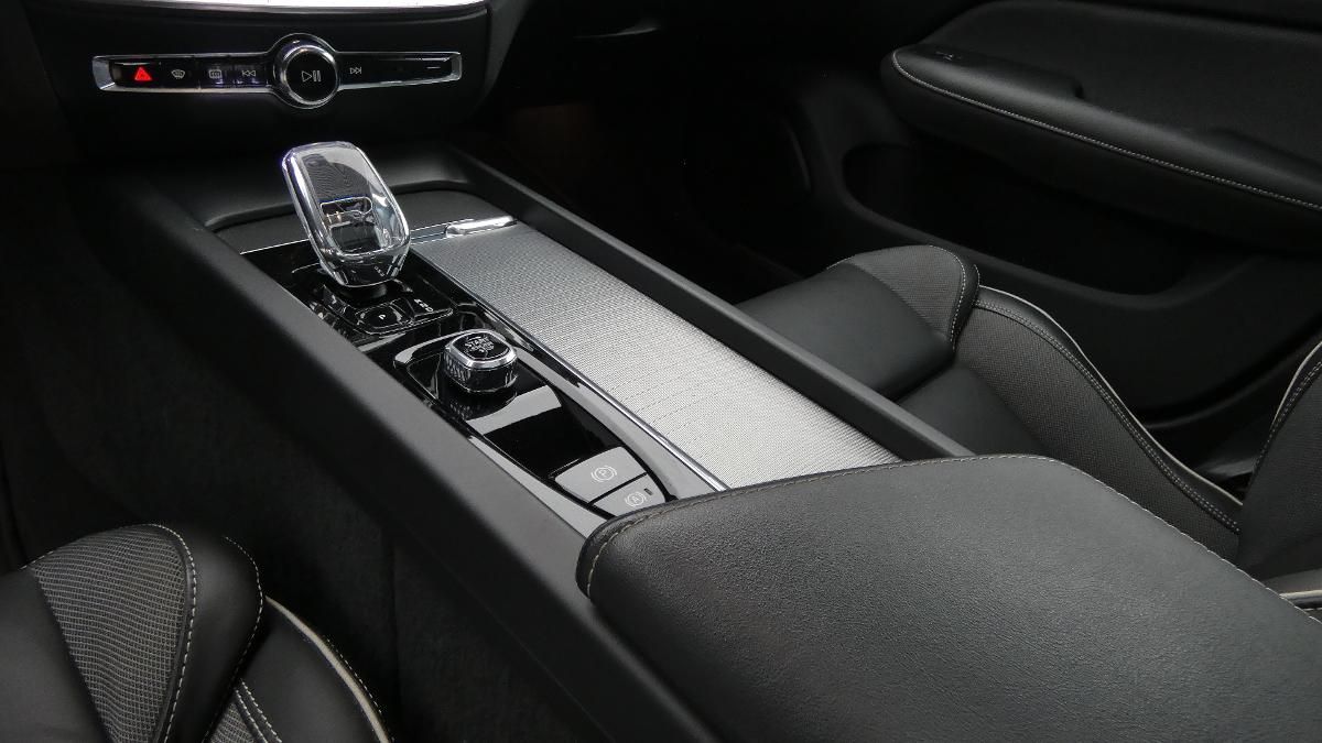 Volvo S60, B5 AWD Ultimate Dark - fotka 6
