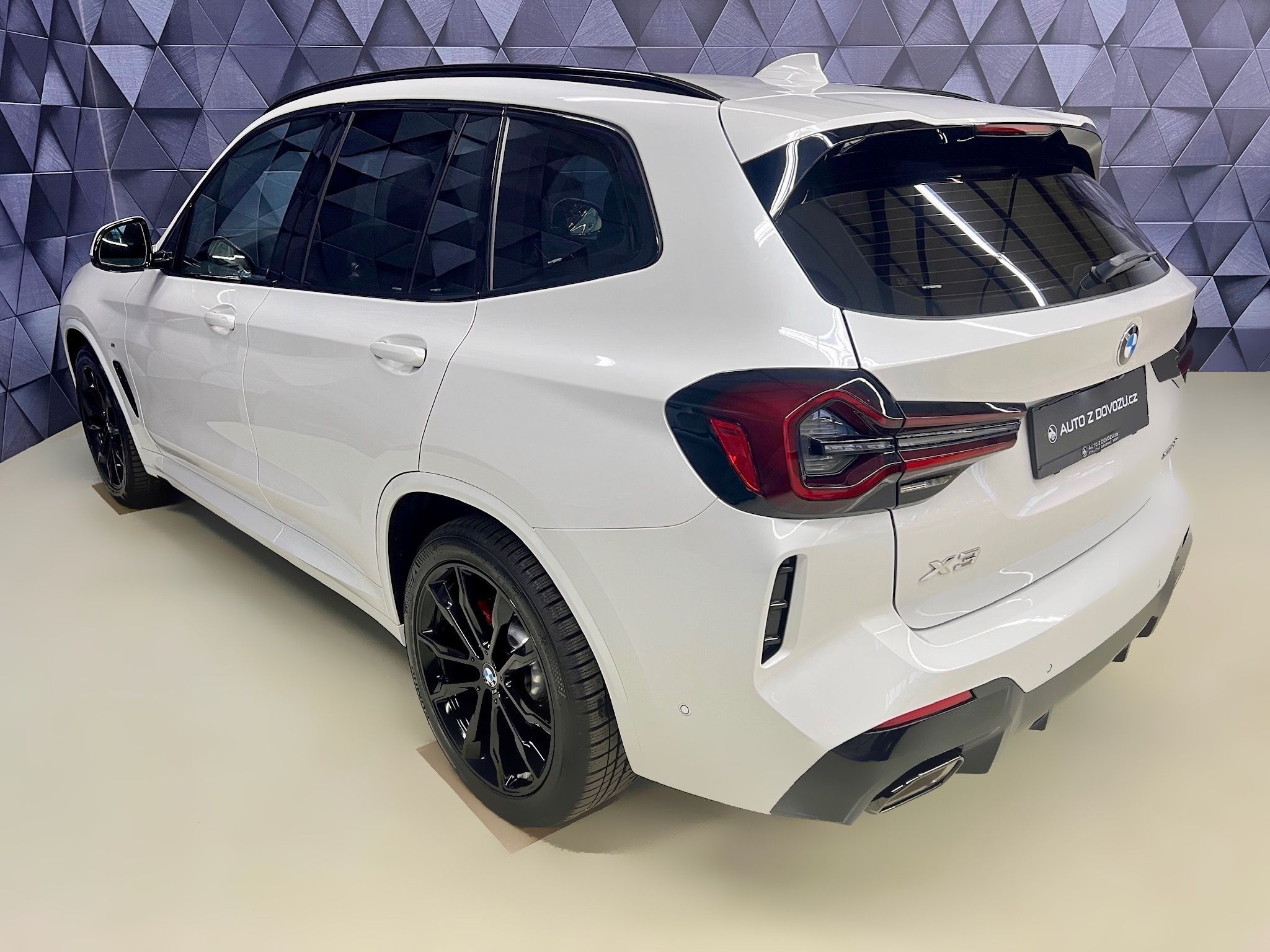 BMW X3, 2.0d xDrive M-PAKET, HARMAN - fotka 5