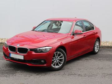 320i Sedan manuál CZ