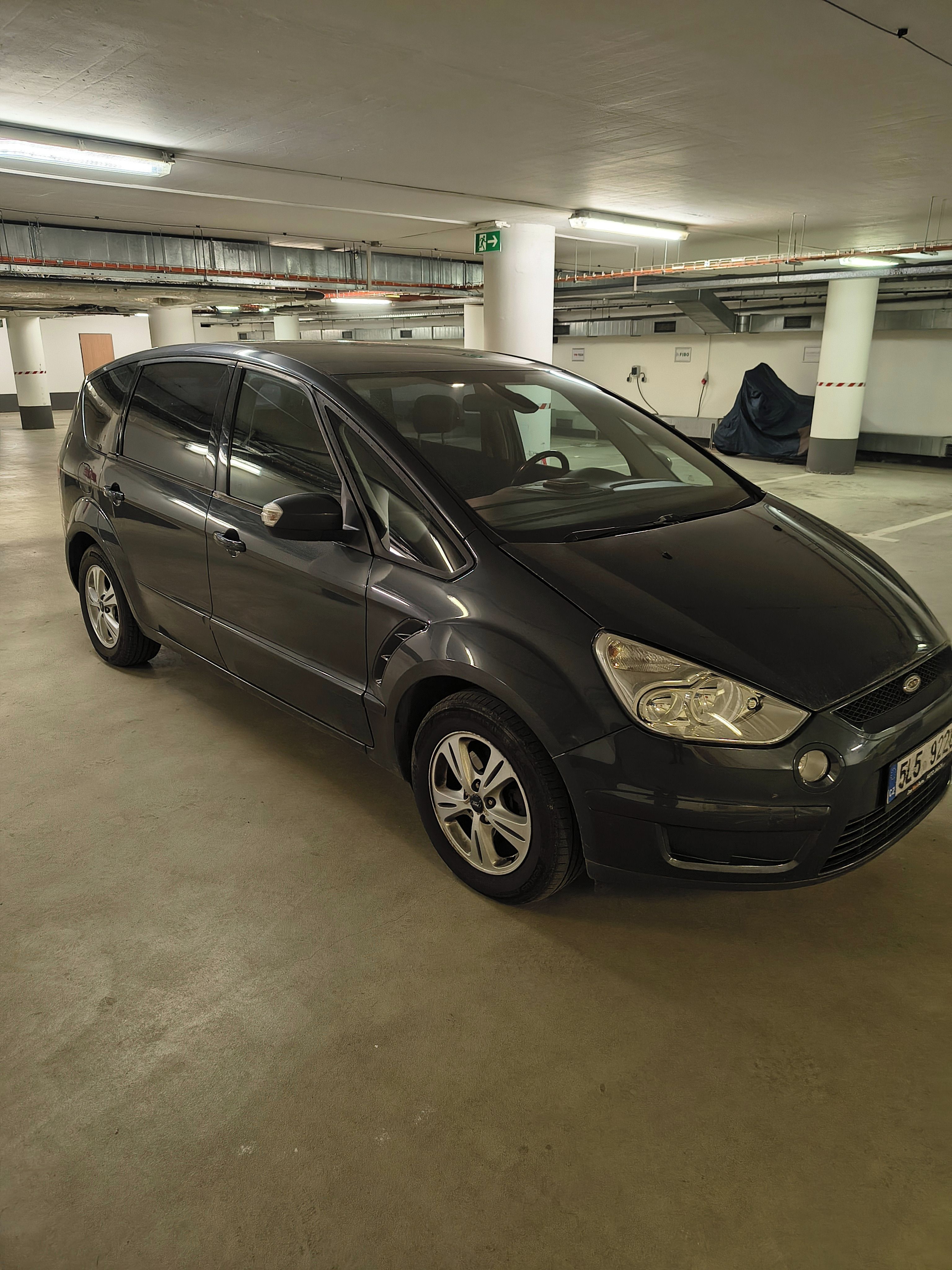 Ford S-MAX, 2.0 TDCI 103kw Nová STK - fotka 4