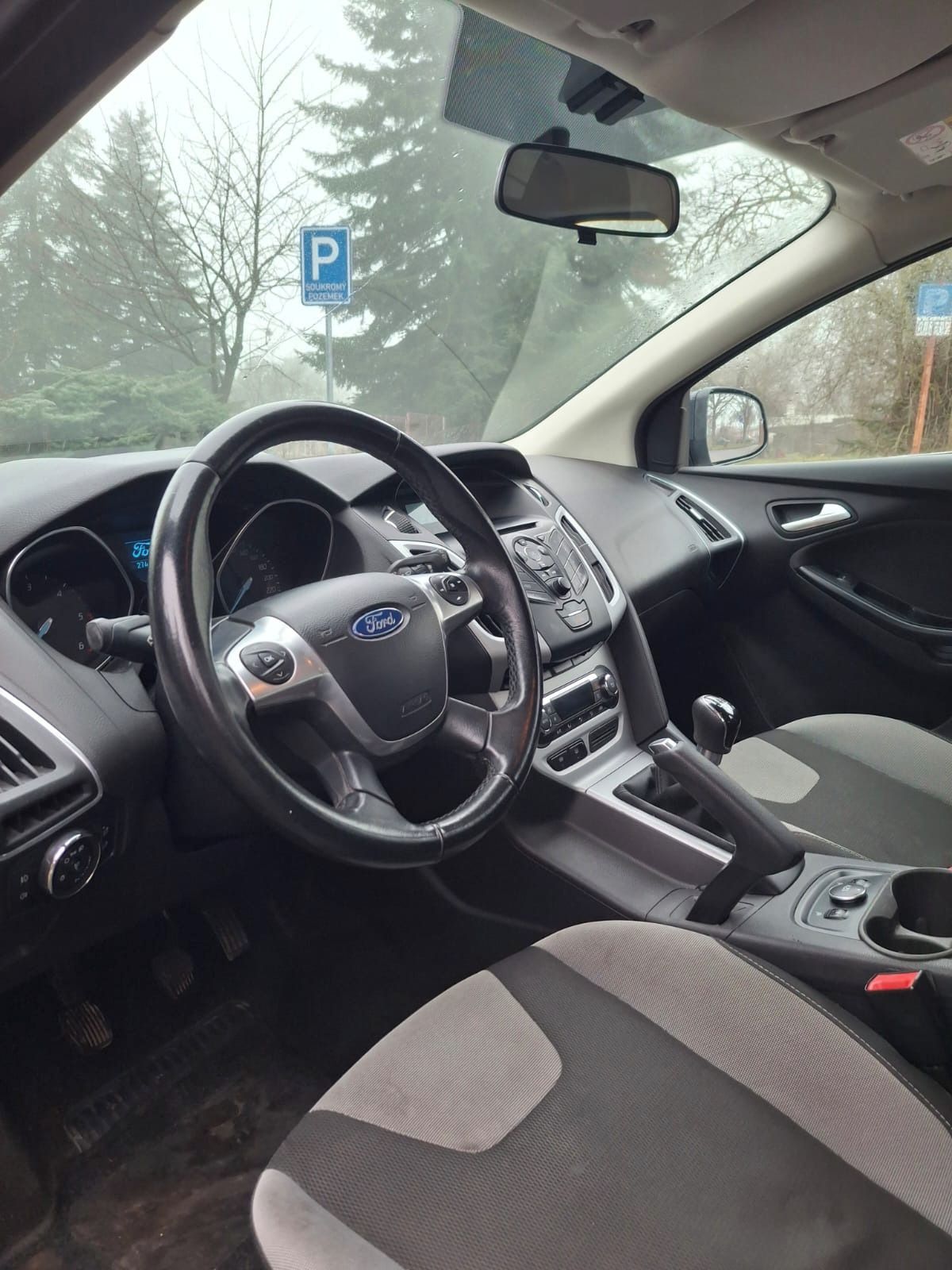 Ford Focus, Focus - 1,6 TDCi - top výbava - fotka 4
