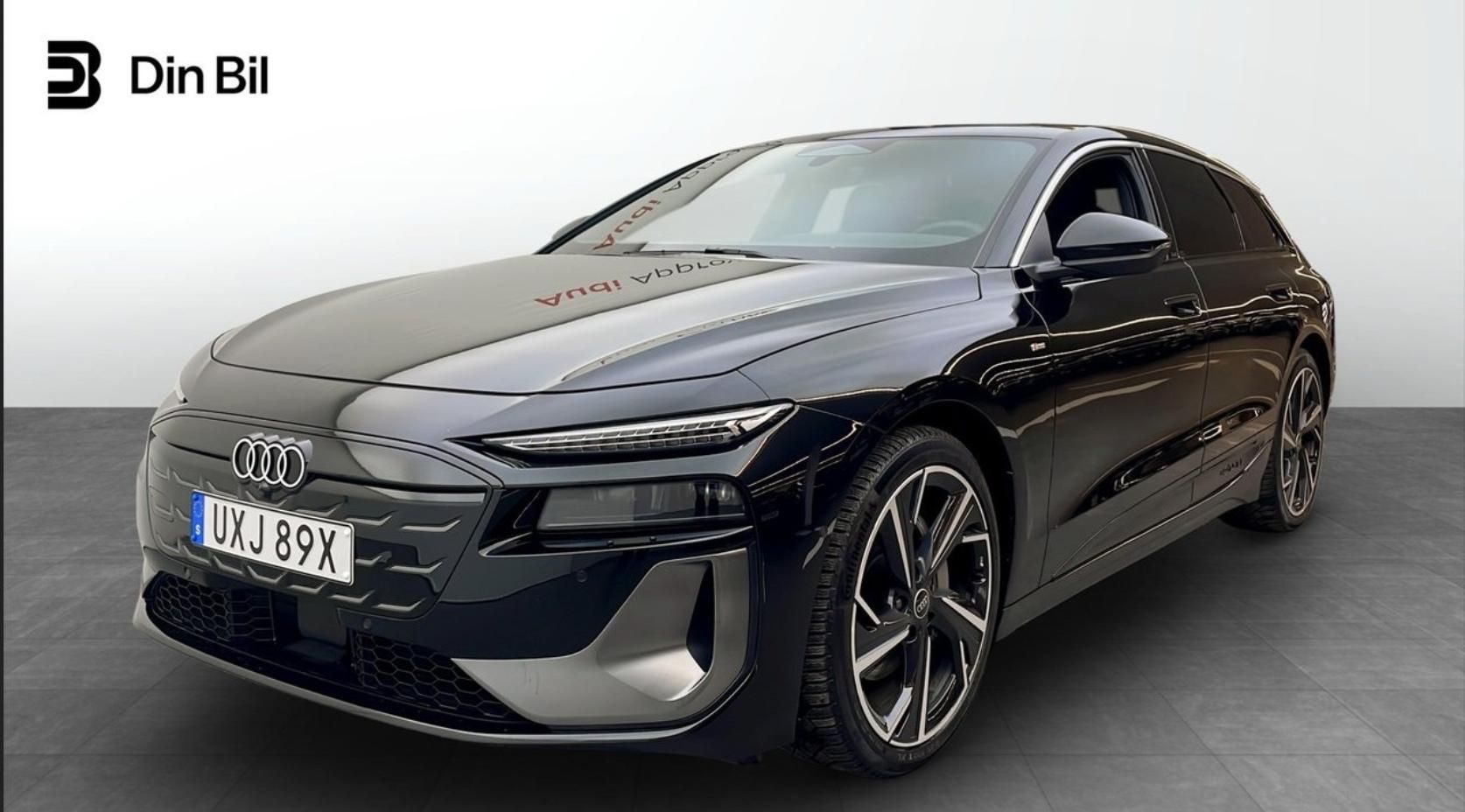 Audi A6 Avant, e-tron AWD S-line 100kWh Tažné