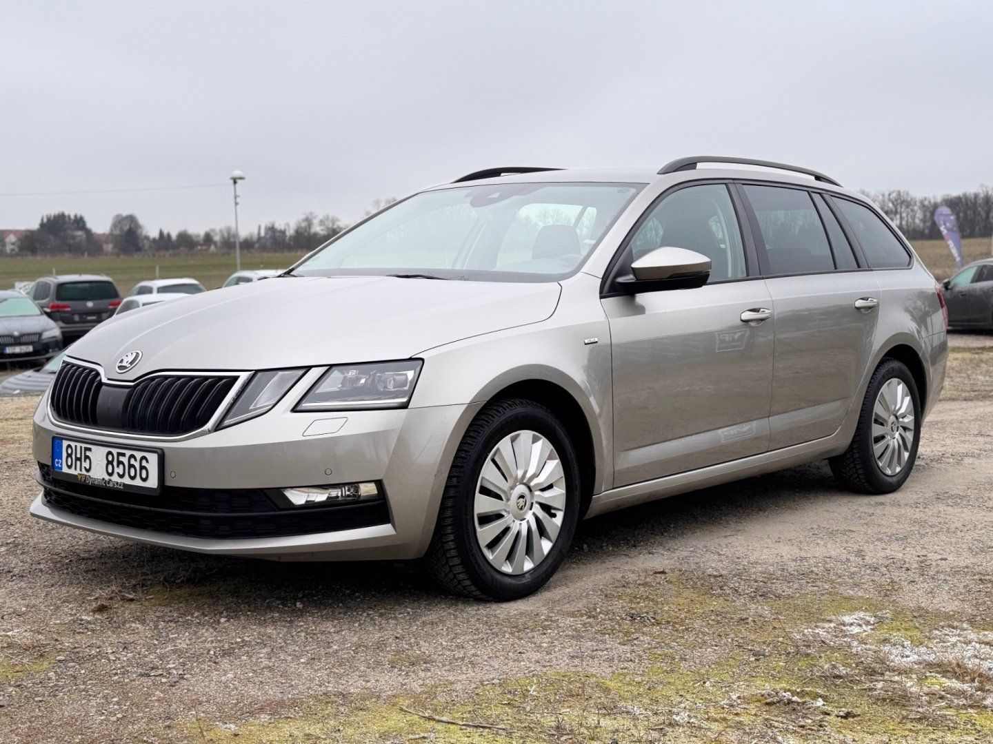Škoda Octavia, 2.0 TDI DSG Drive LED WEBASTO - fotka 3