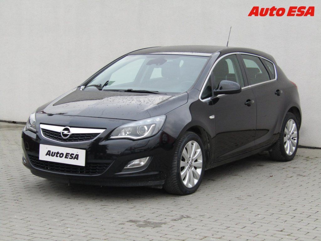 Opel Astra, 1.4T,Cosmo,bixen - fotka 3