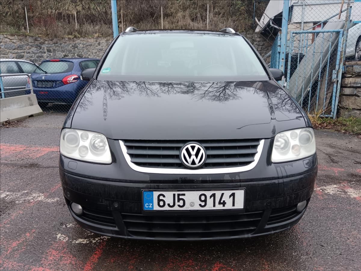 Volkswagen Touran, 2,0 - fotka 2