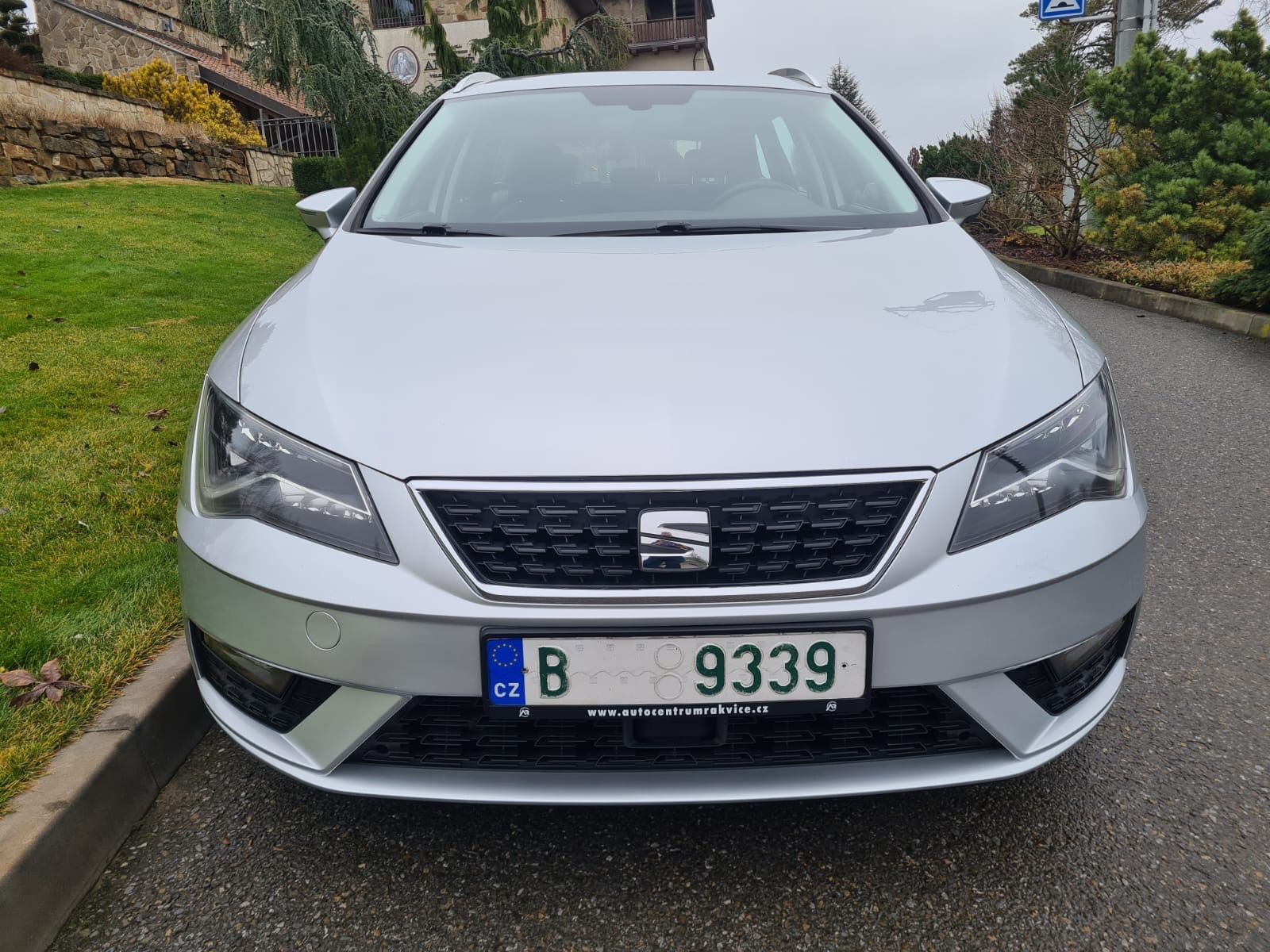 Seat Leon, 1.6 TDi ST 85KW DSG NAV - fotka 3