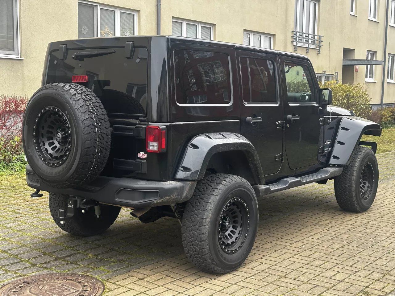Jeep Wrangler Sahara, 3.6 V6 Unlimited 4x4 Kůže Navi - fotka 6
