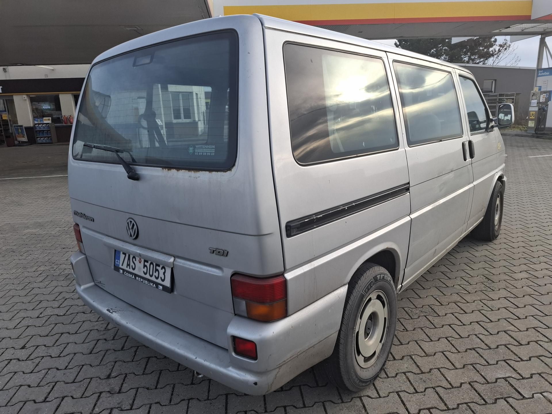 Volkswagen Multivan, T4 2,5 TDI - fotka 4