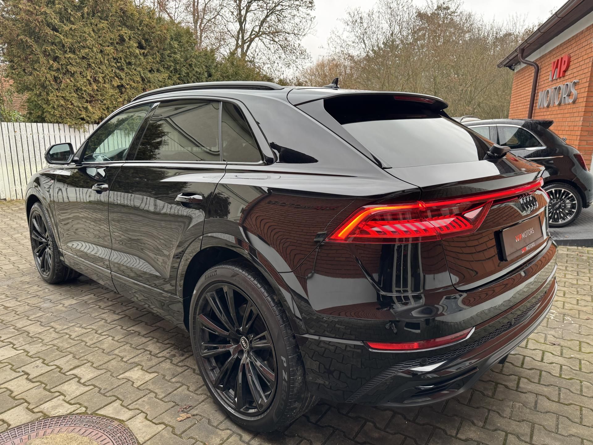 Audi Q8, 50TDi-R23-NEZ.TOP-ČR-SERVIS - fotka 4
