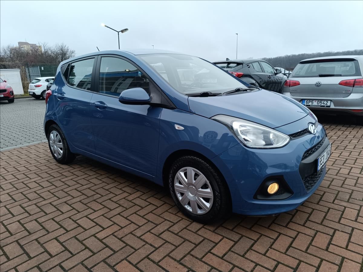 Hyundai i10, 1,0 i Family - fotka 5