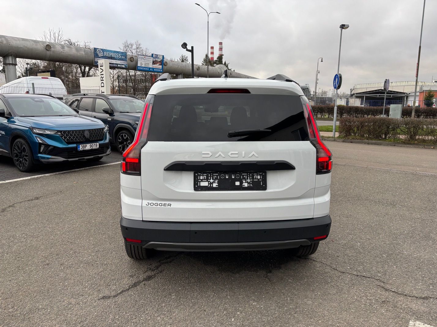 Dacia Jogger, Expression TCe 110 5 míst - fotka 4