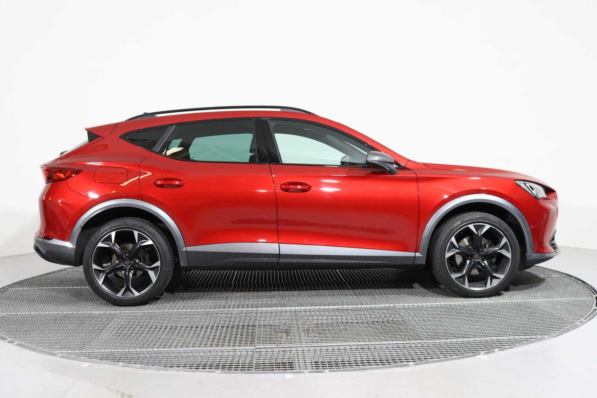 Cupra Formentor, 1.5 TSI 110 kW DSG - fotka 3