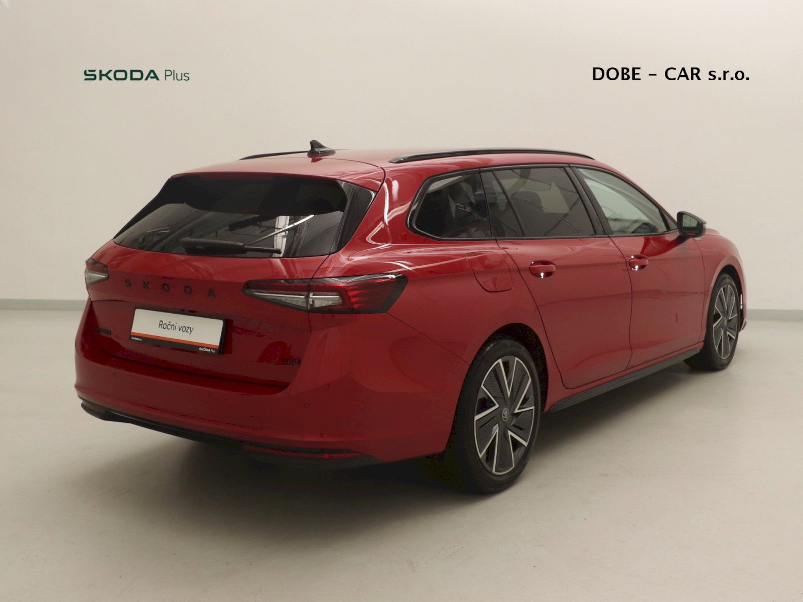 Škoda Superb, Sportline 4x4 DSG 2.0TDI 142kW - fotka 2