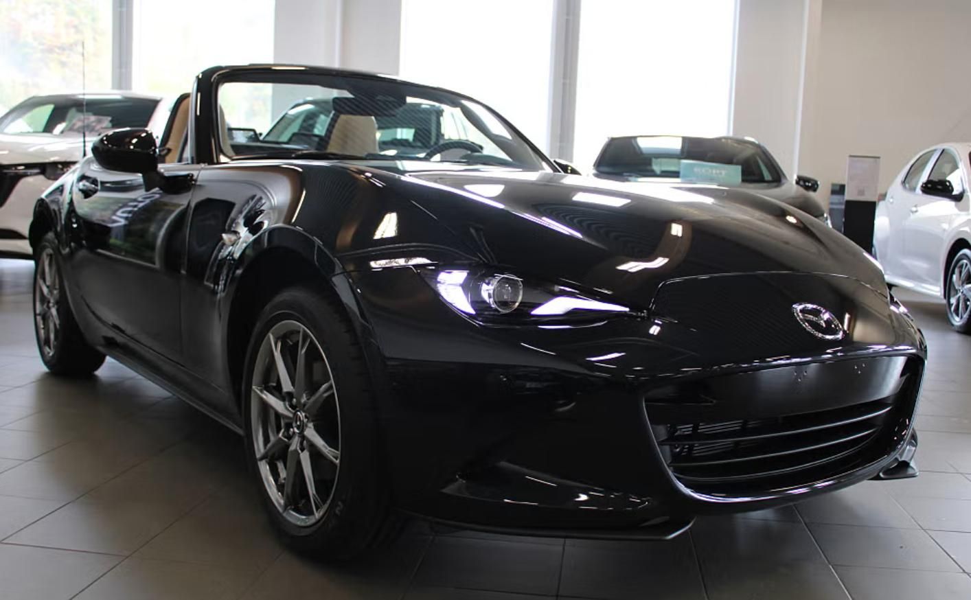 Mazda MX-5, 1.5 SKYACTIV-G ND3 Kůže Kam. - fotka 2