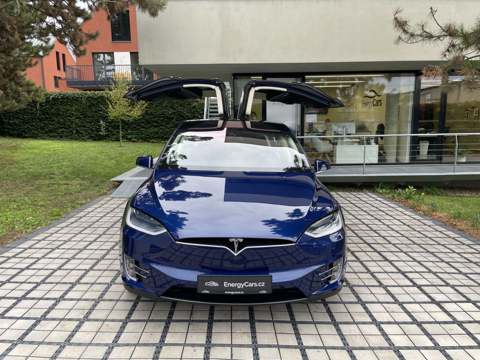 Tesla Model X, 90D, AWD, tažné zařízení - fotka 3