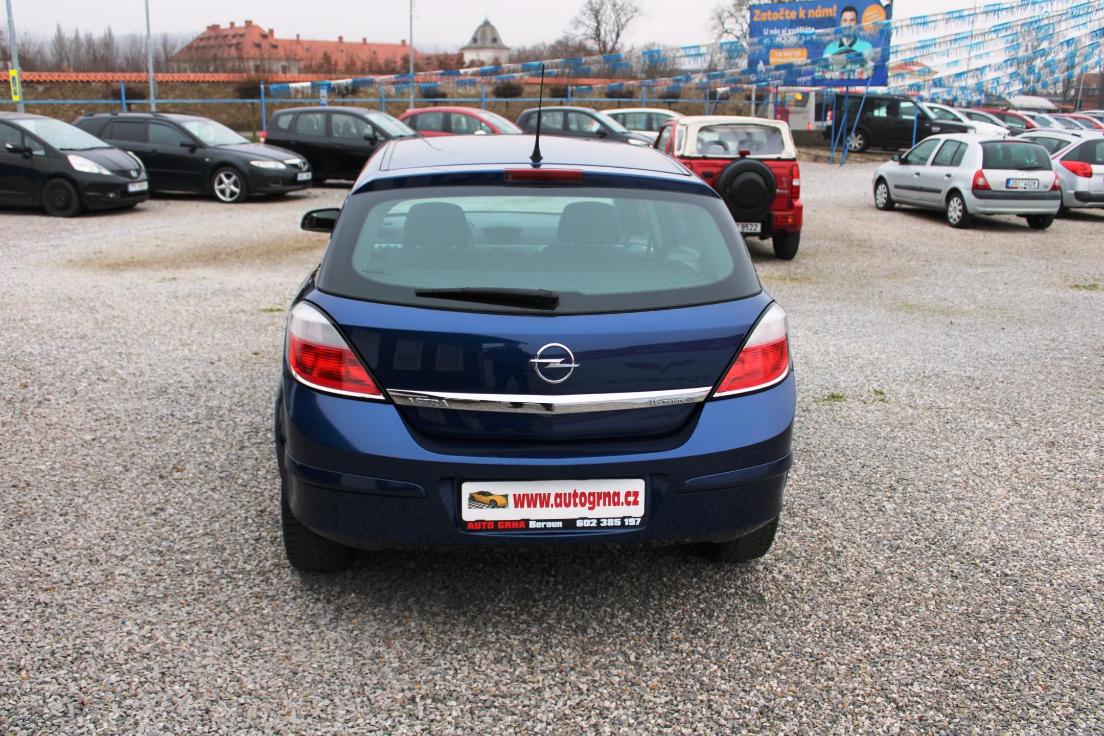 Opel Astra, 1,6i KLIMA EL.OKNA TEMPOMAT - fotka 6