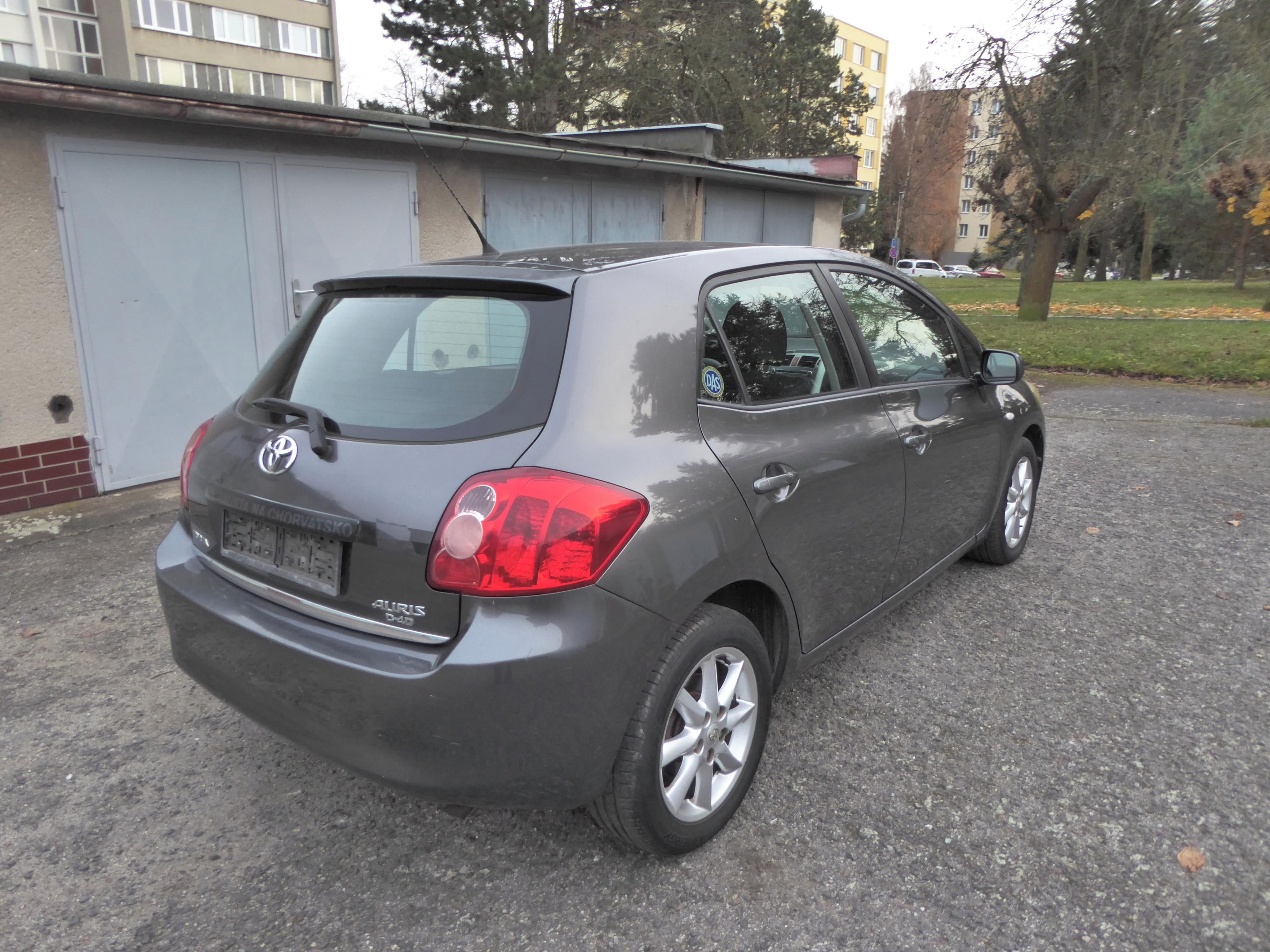 Toyota Auris, 1,4 D-4D - fotka 5