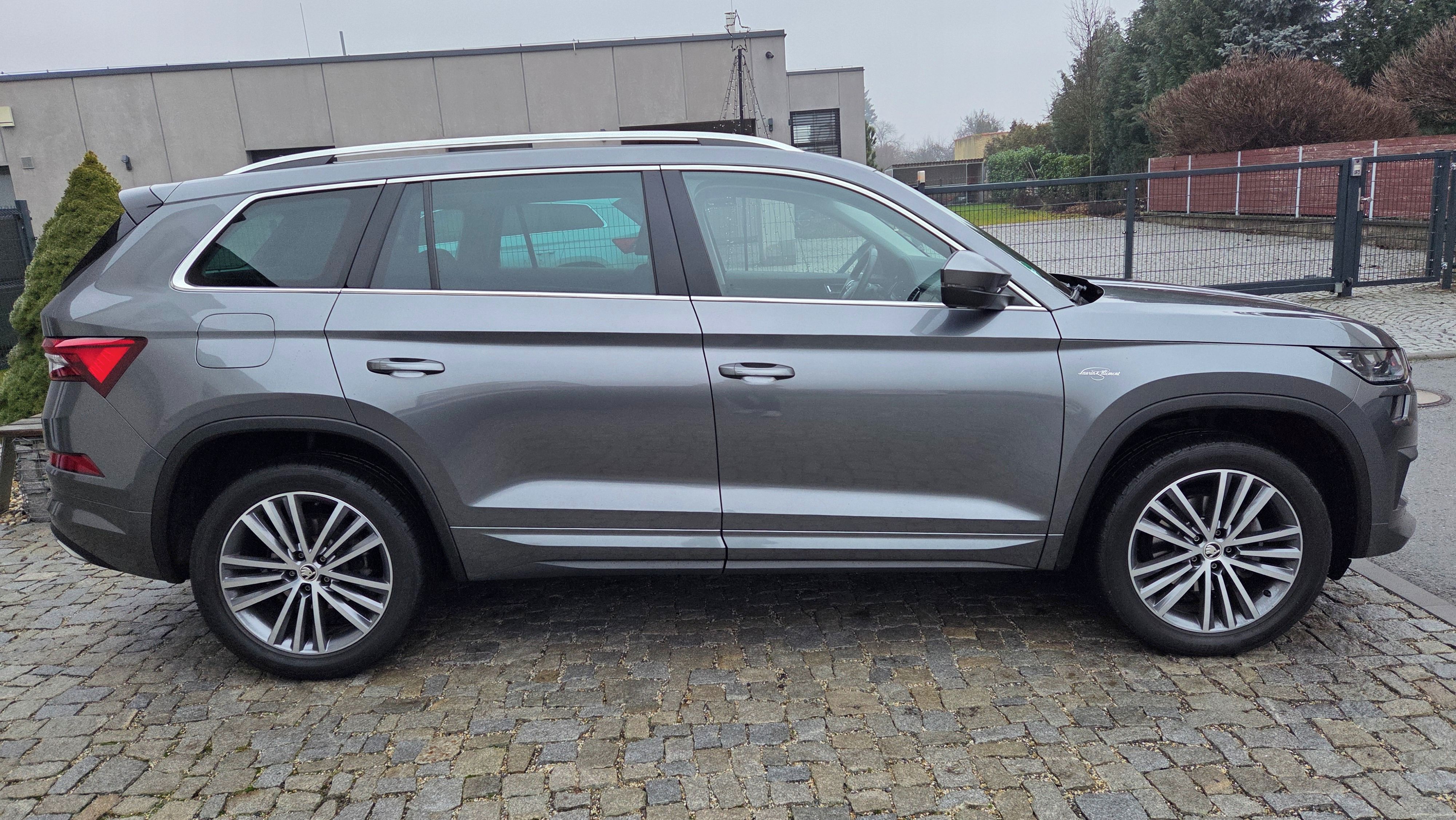 Škoda Kodiaq, L&K, 4x4, DSG, 360 kamera, ACC - fotka 4