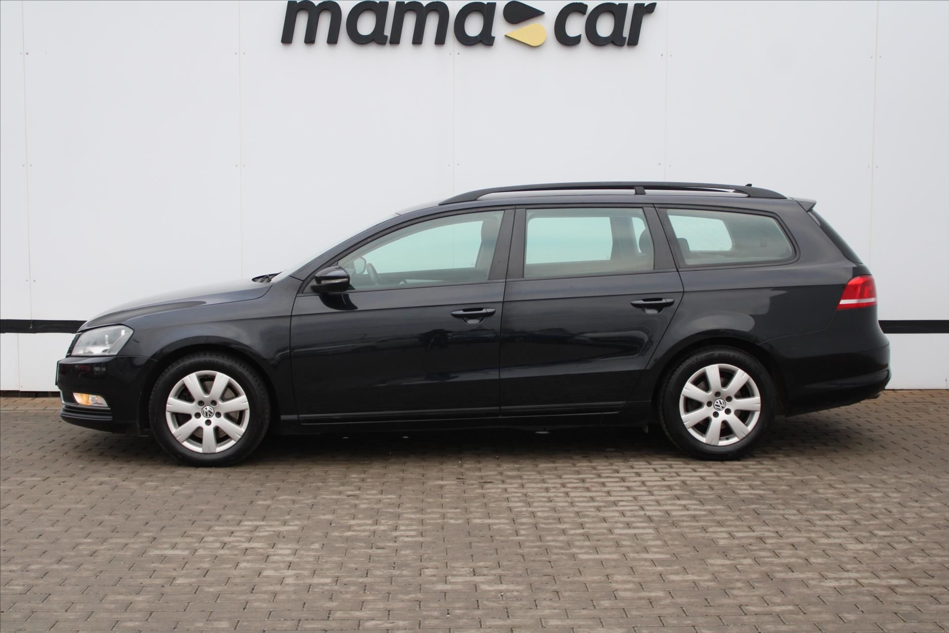 Volkswagen Passat, 1.6 TDI 77kW NAVI SERVIS. KN. - fotka 4