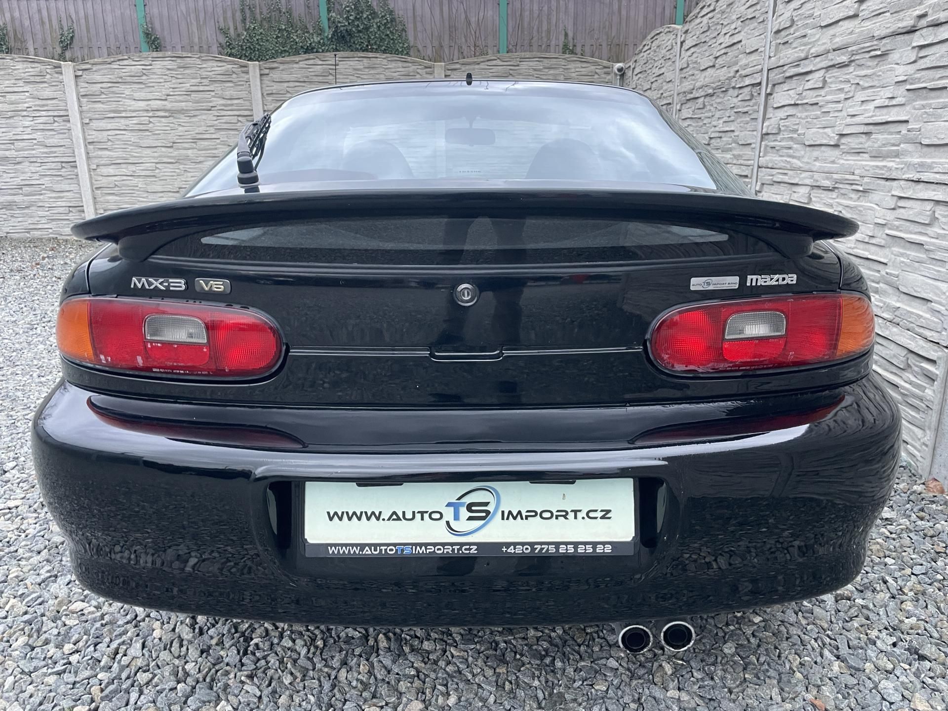 Mazda MX-3, 1.8i V6 133PS 1992 YOUNGTIMER! - fotka 4