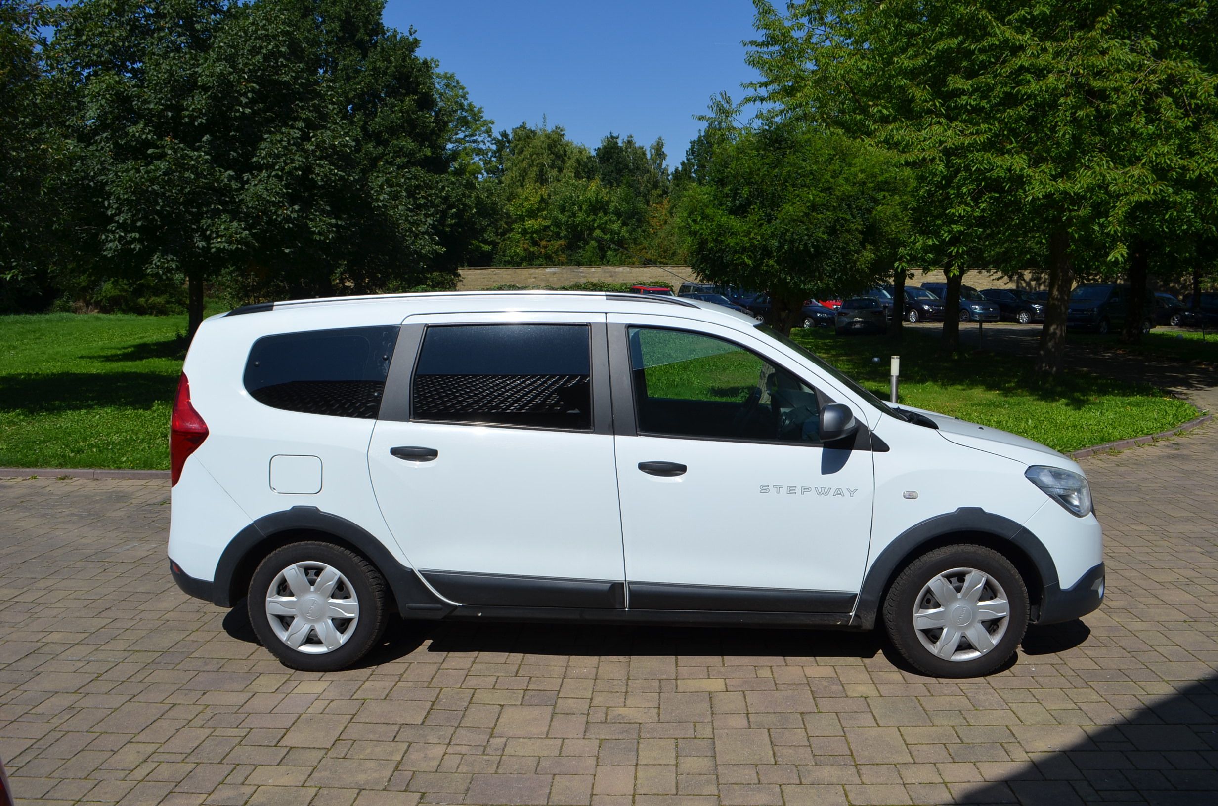 Dacia Lodgy, 1.2TCE 110PS*KLIMA*STEPWAY* - fotka 4