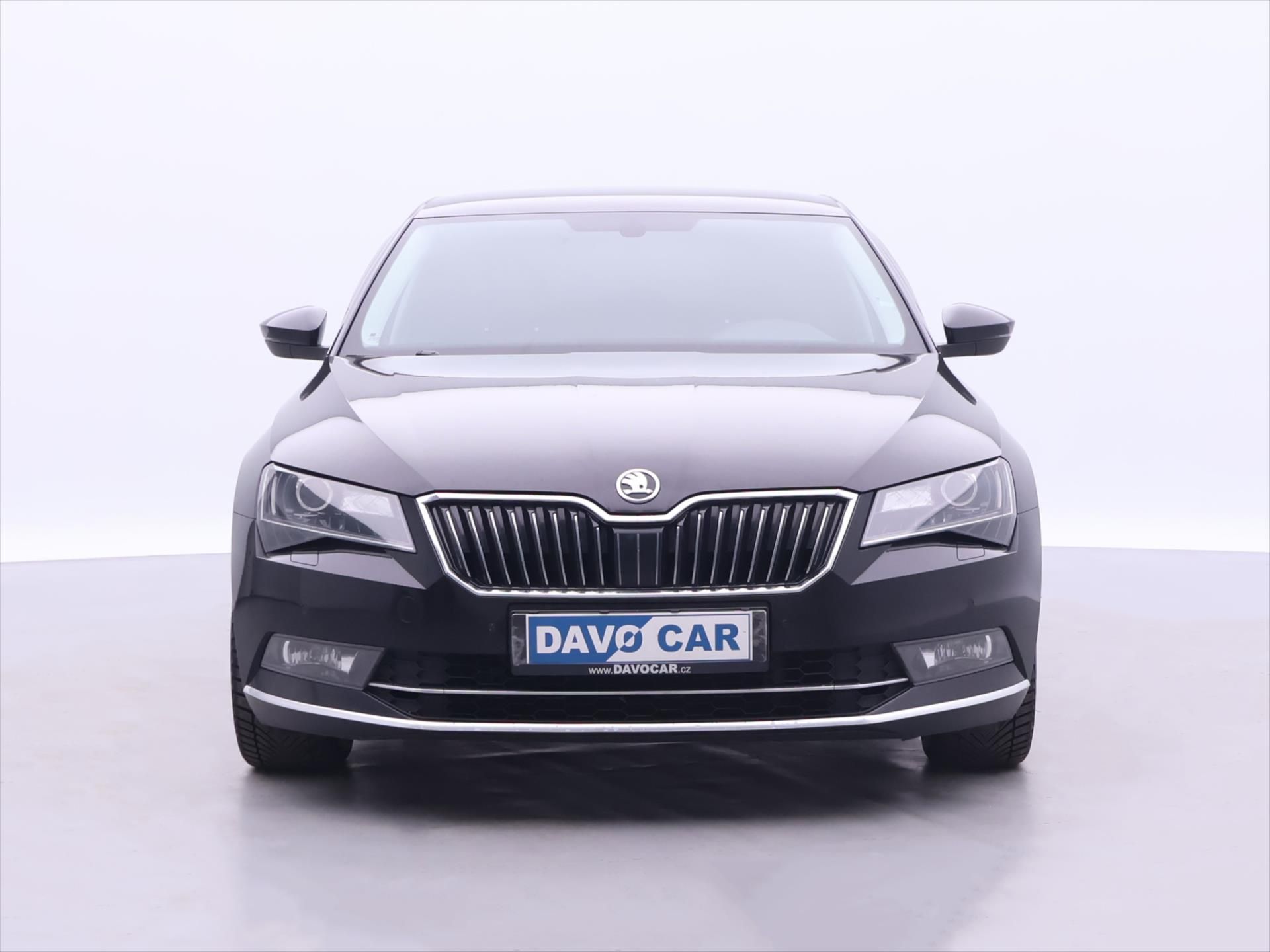 Škoda Superb, 2,0 TDI 140kW DSG L&K 4x4 CZ - fotka 2