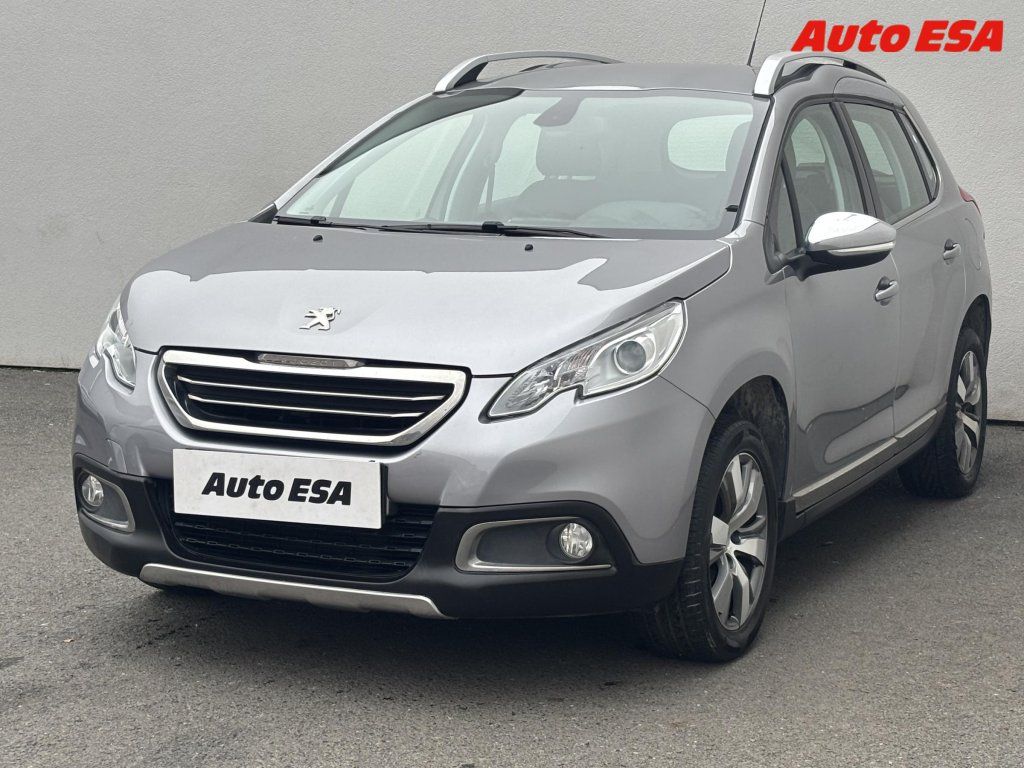 Peugeot 2008, 1.2 VTi,Allure,AT,navi - fotka 3