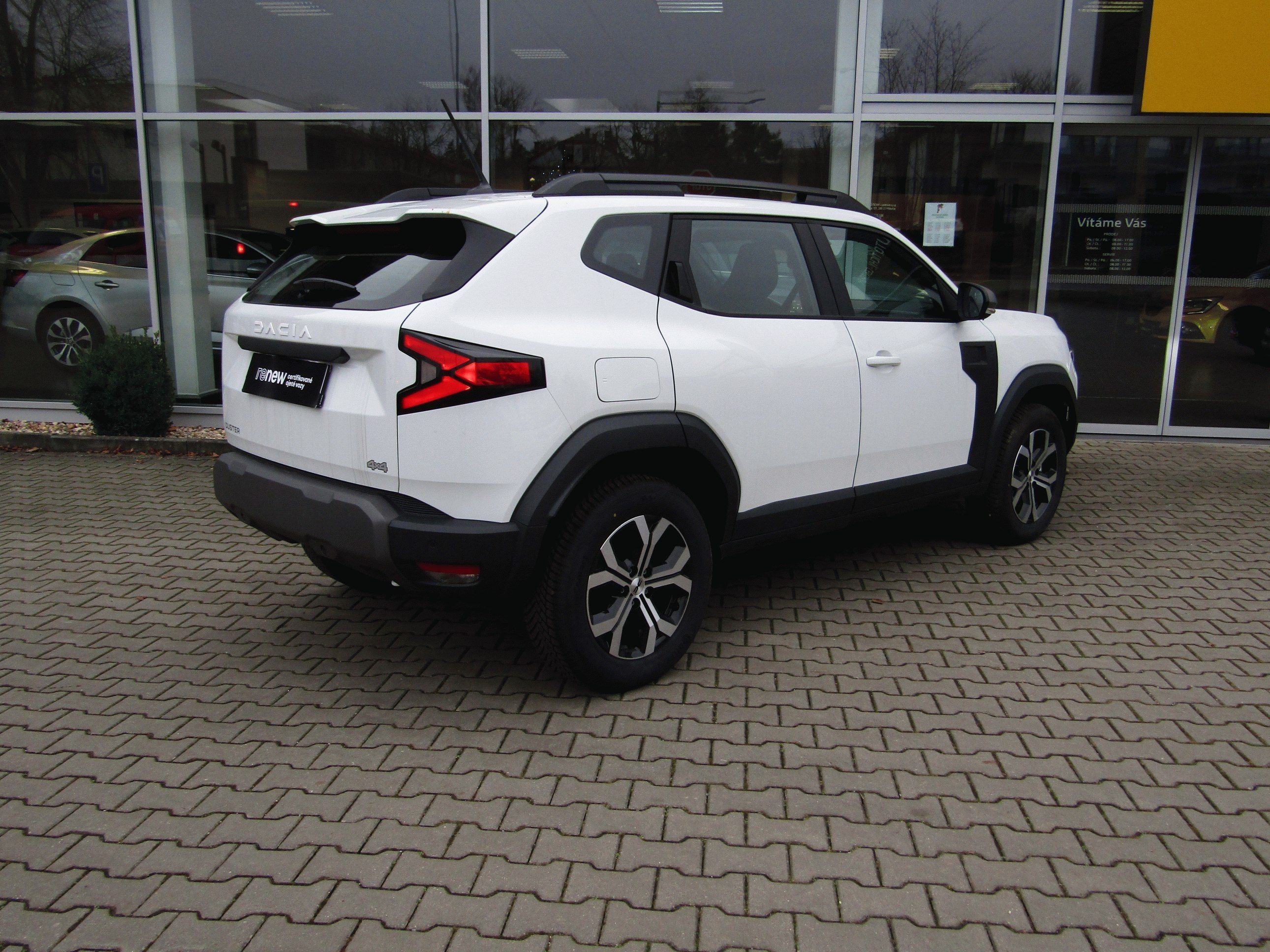 Dacia Duster, TCe 130 Expression 4x4 - fotka 2