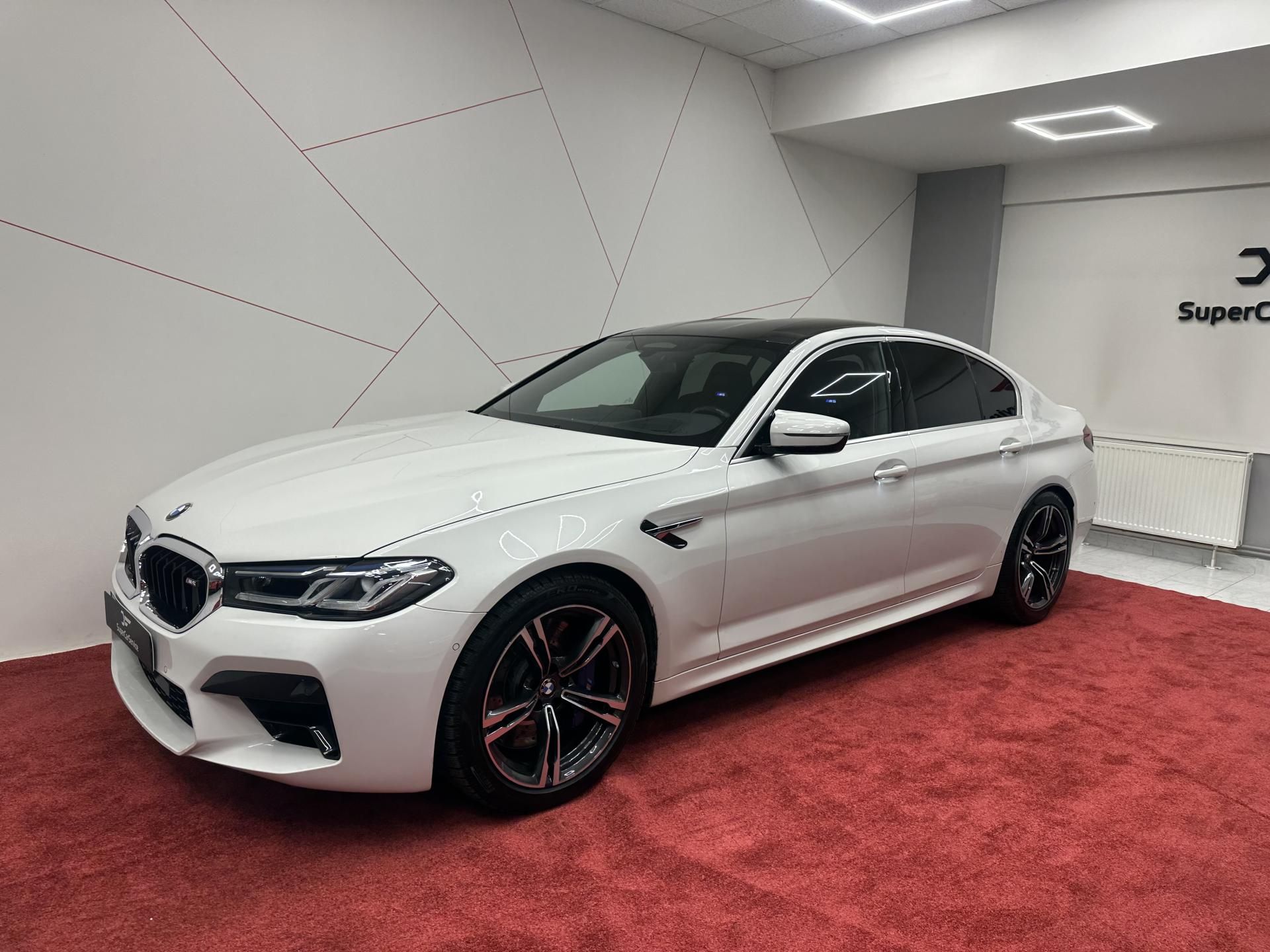 BMW M5, M5*B&W*HUD*LASER*CARBON*VENTIL