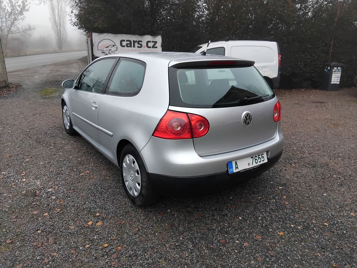 Volkswagen Golf, TDi Automat - fotka 4