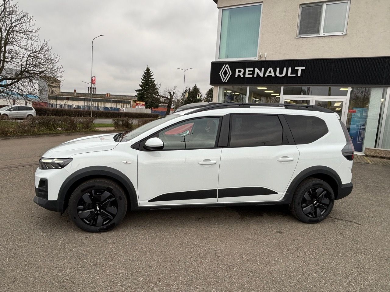 Dacia Jogger, Expression TCe 110 5 míst - fotka 2