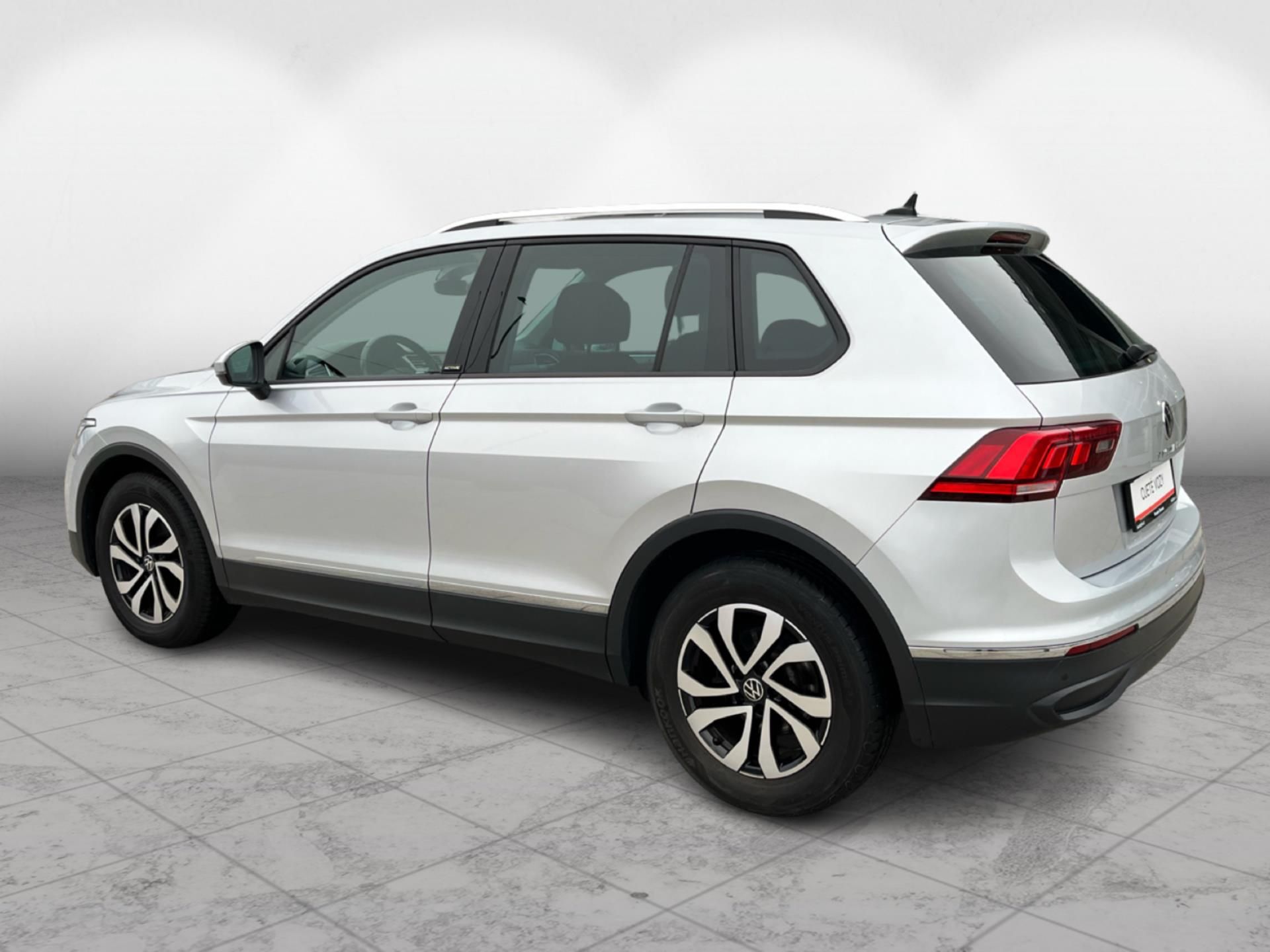 Volkswagen Tiguan, 2,0 TDI 110 kW Life ACTIVE - fotka 6